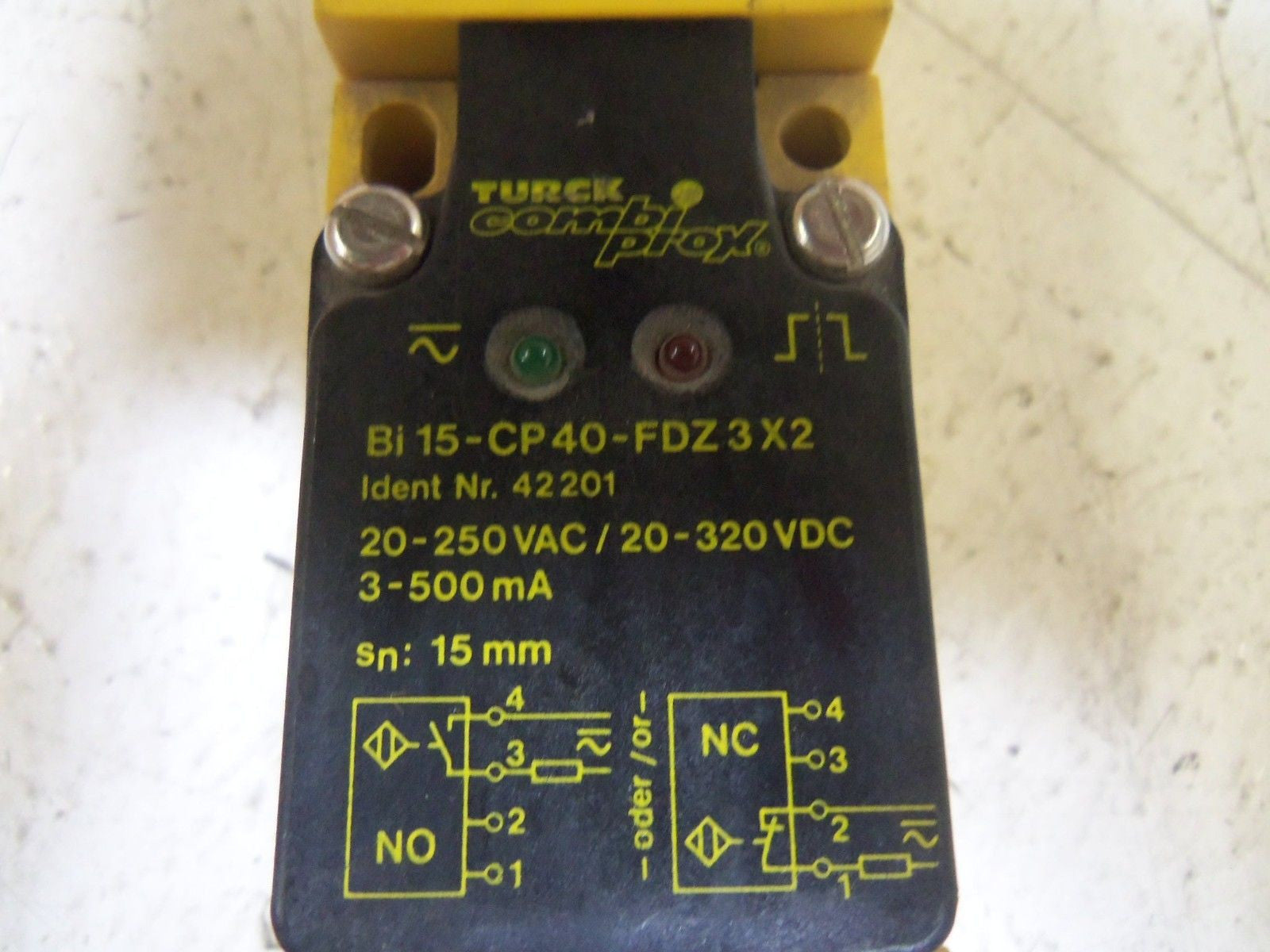 TURCK Bi15-CP40-FDZ3X2 PROXIMITY SENSOR *NEW NO BOX*