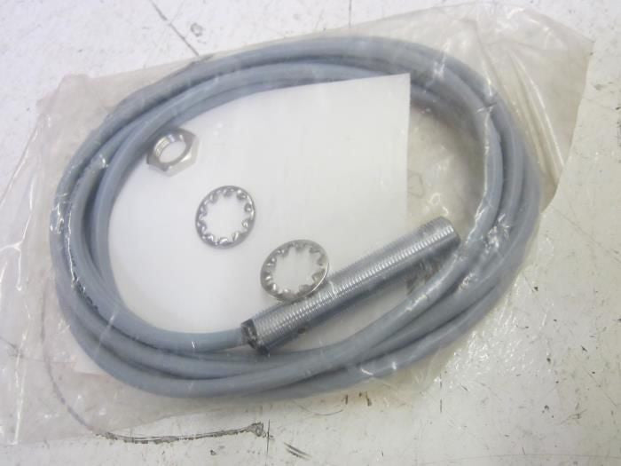 TURCK BI 2-G12-AZ33X PROXIMITY SENSOR 20-250VAC *NEW IN A FACTORY BAG*