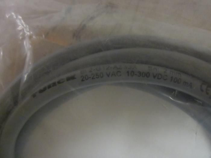 TURCK BI 2-G12-AZ33X PROXIMITY SENSOR 20-250VAC *NEW IN A FACTORY BAG*