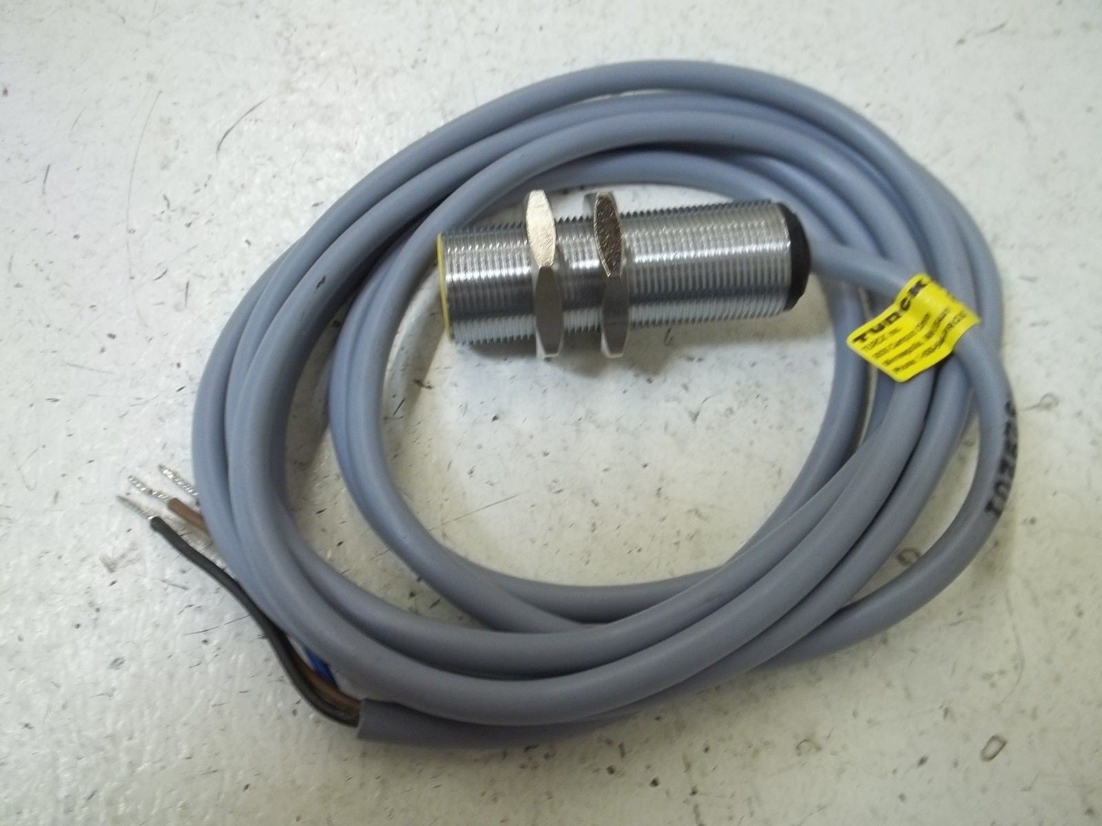 TURCK BI5-G18-AP6X50MM PROXIMITY SWITCH *USED*