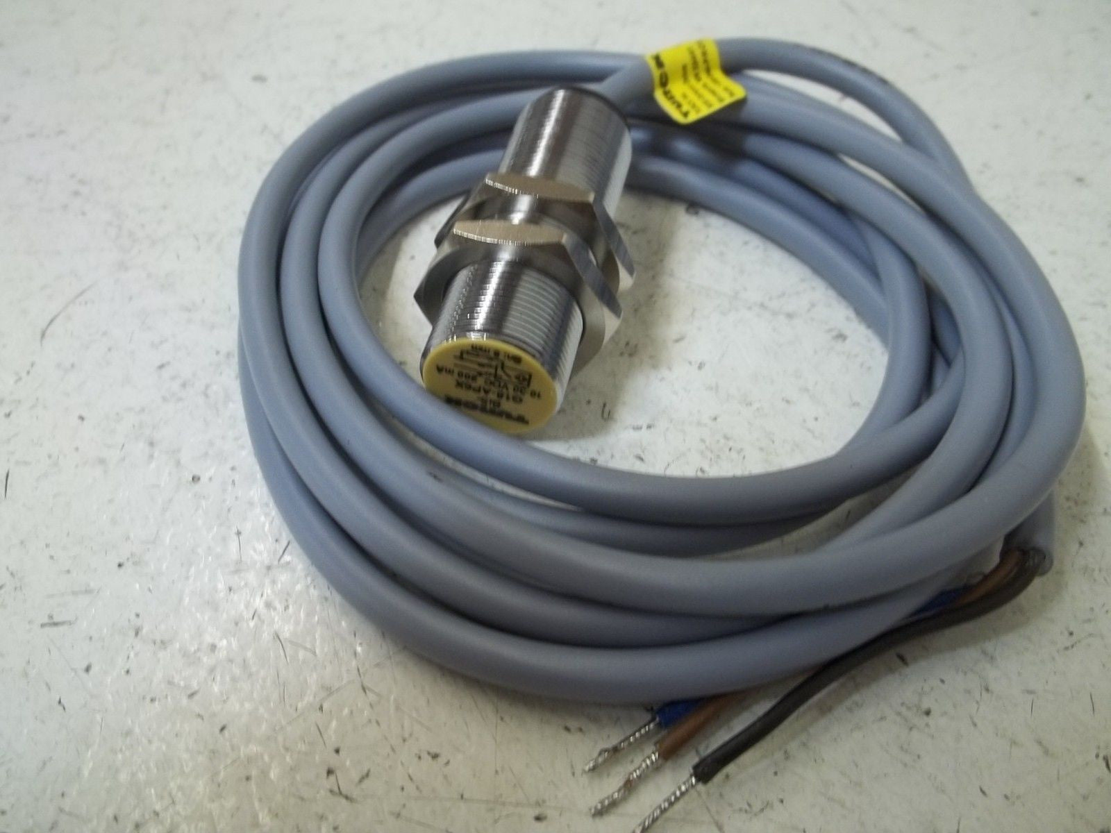 TURCK BI5-G18-AP6X50MM PROXIMITY SWITCH *USED*