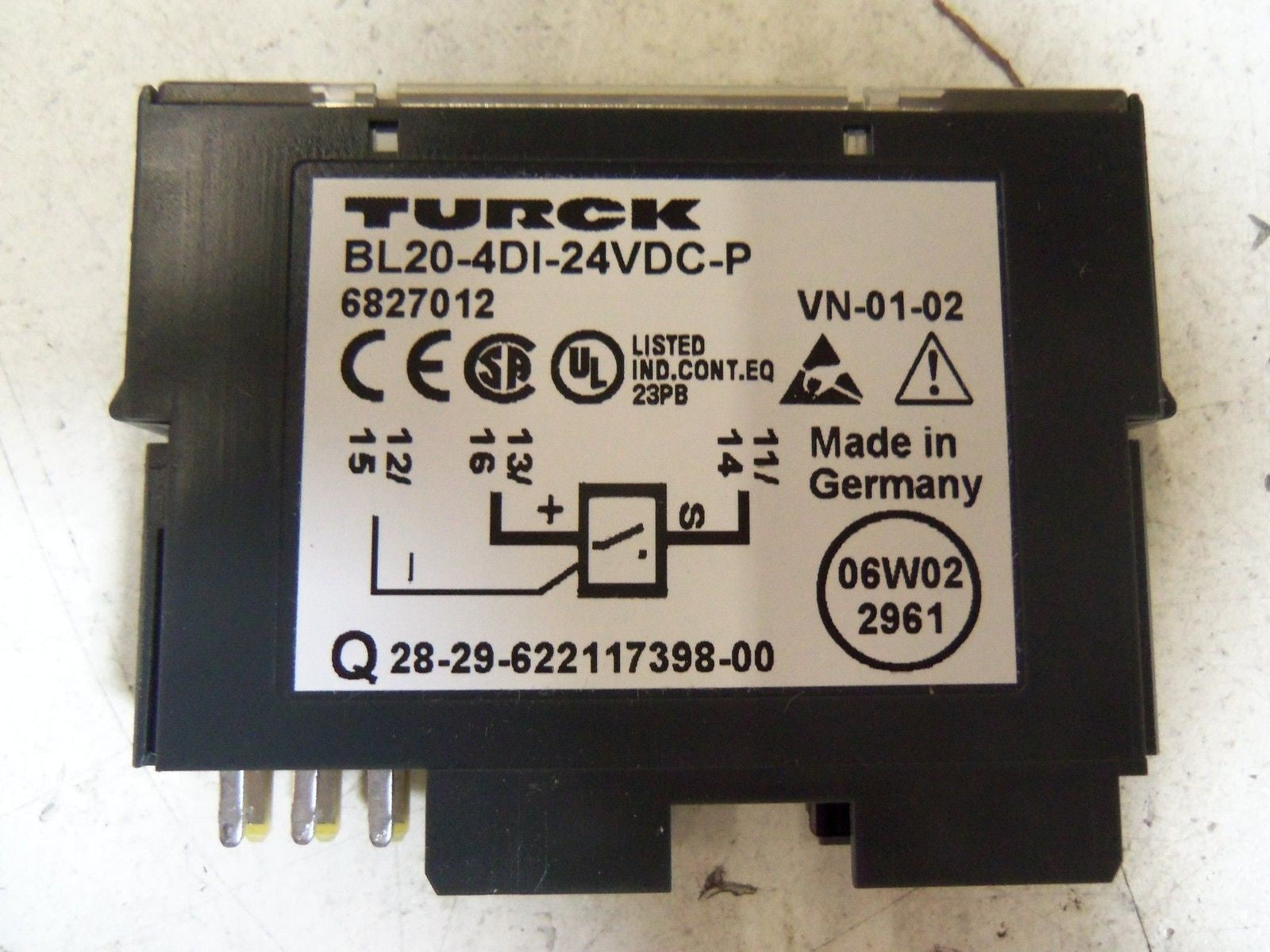 TURCK BL20-4DI-24VDC-P ELECTRONIC MODULE *NEW IN BOX*