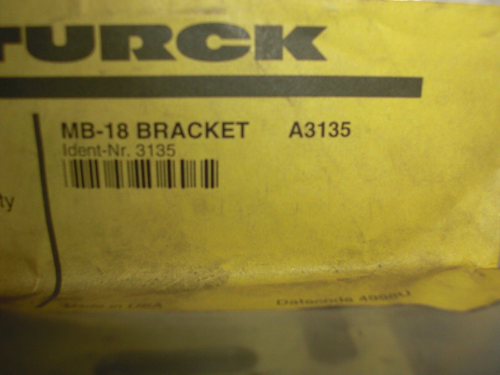 TURCK MB-18 BRACKET A3135 *NEW*