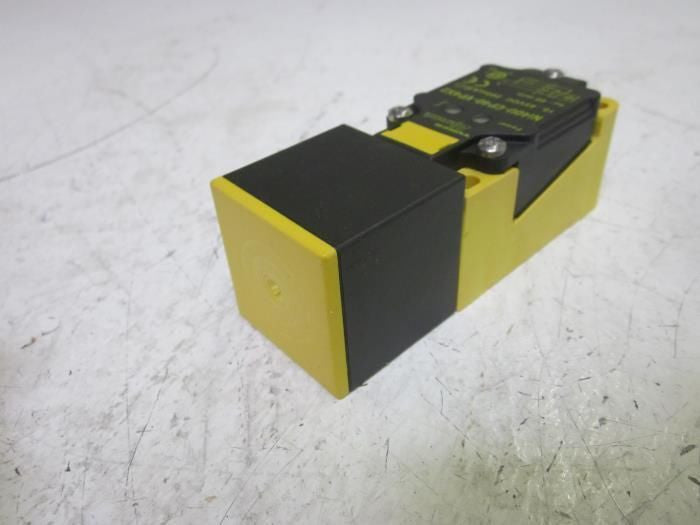 TURCK NI40U-CP40-VP4X2 PROXIMITY SWITCH SENSOR 10-65VDC  *NEW NO BOX*