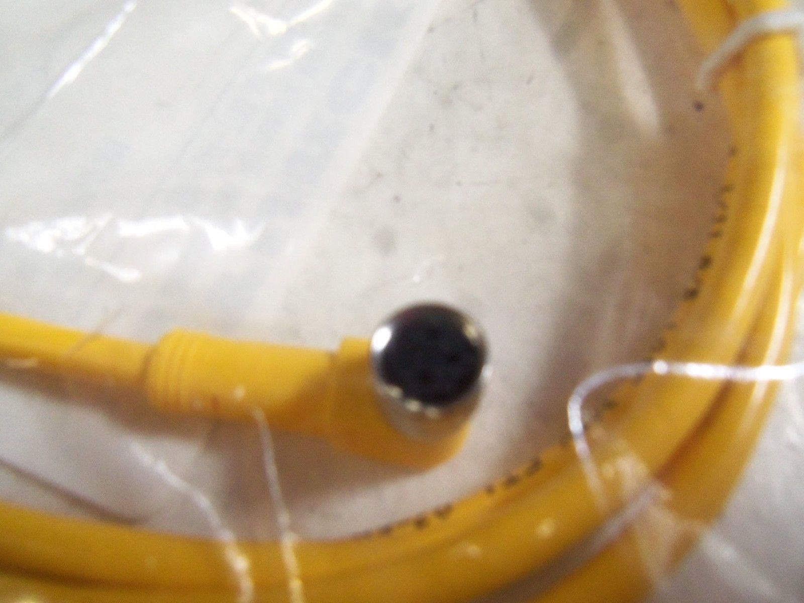 TURCK PKW3M-2-PSG3M MOLDED CORDSET * NEW IN FACTORY BAG *