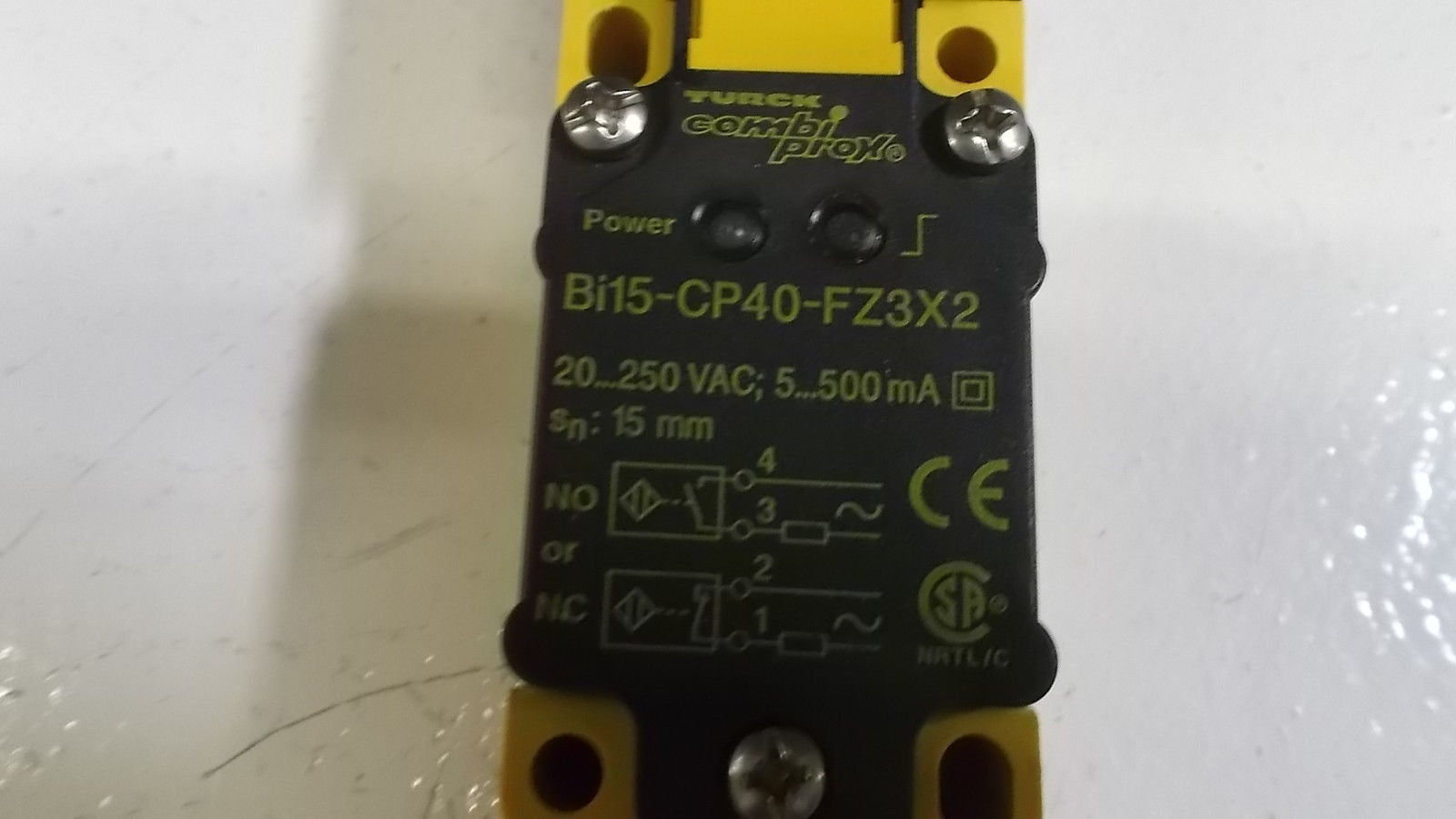 TURCK PROXIMITY SWITCH  BI15-CP40-FZ3X2 *NEW IN BOX*