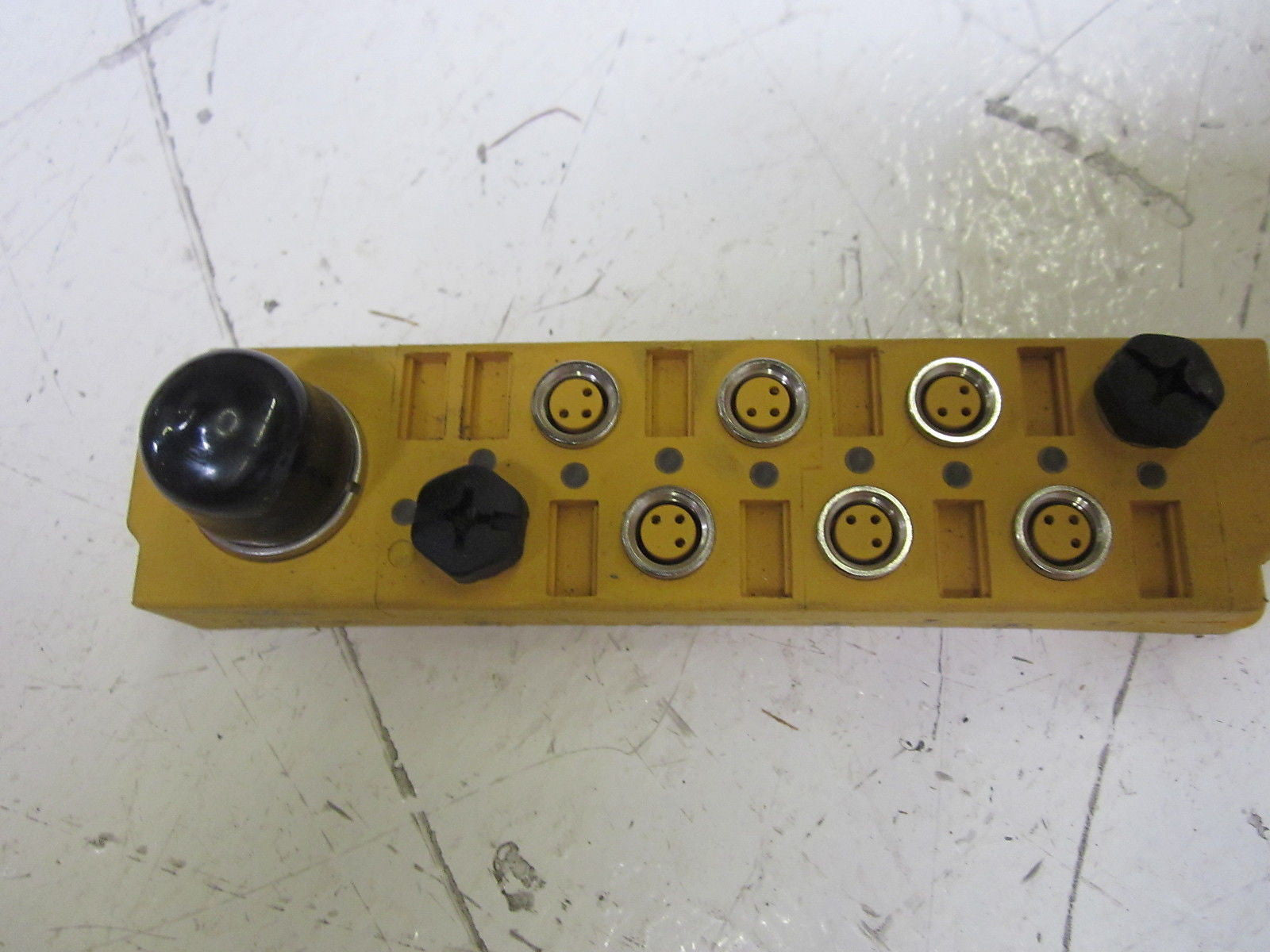 TURCK VB 803M-PX9-BS14 SENSOR DISTRIBUTION BLOCK UNIT *USED*