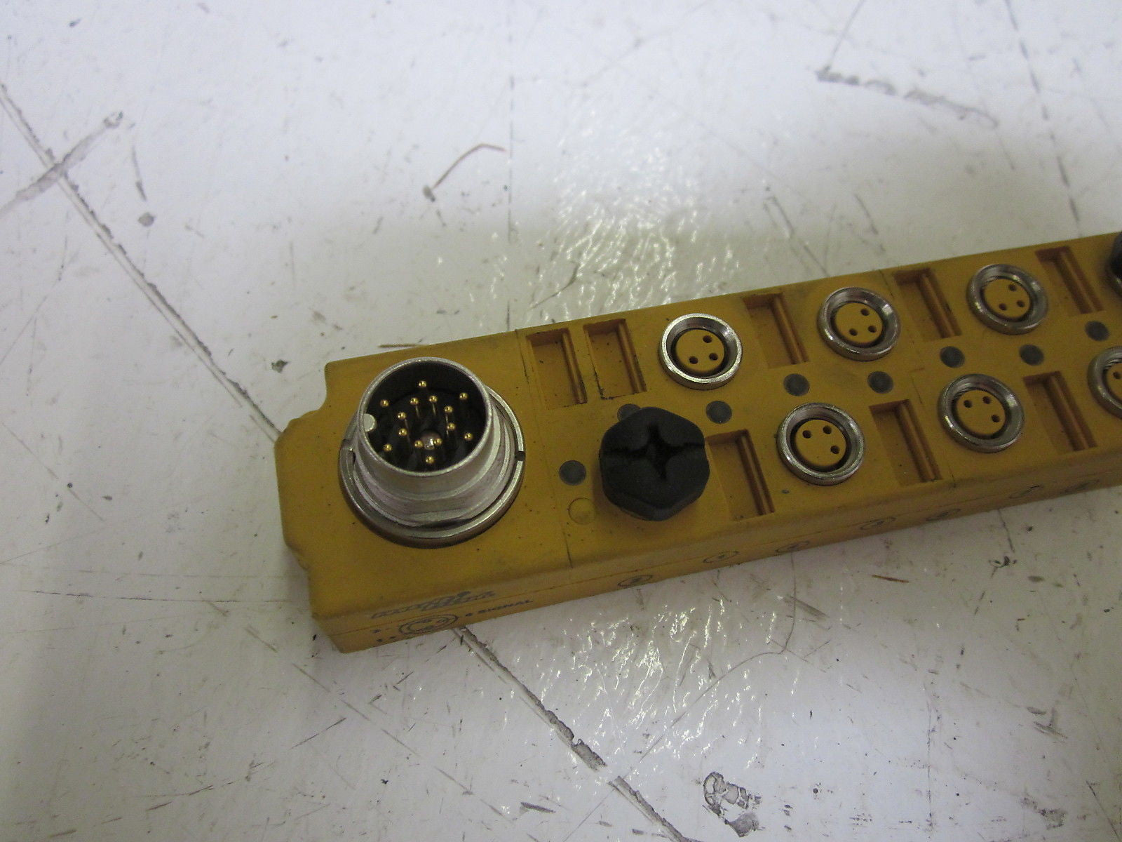 TURCK VB 803M-PX9-BS14 SENSOR DISTRIBUTION BLOCK UNIT *USED*