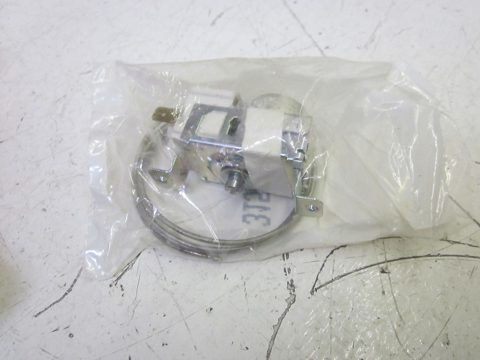 TUV PRODUCT SERVICE 31513C TEMPERATURE CONTROL 250V *NEW IN A BAG*