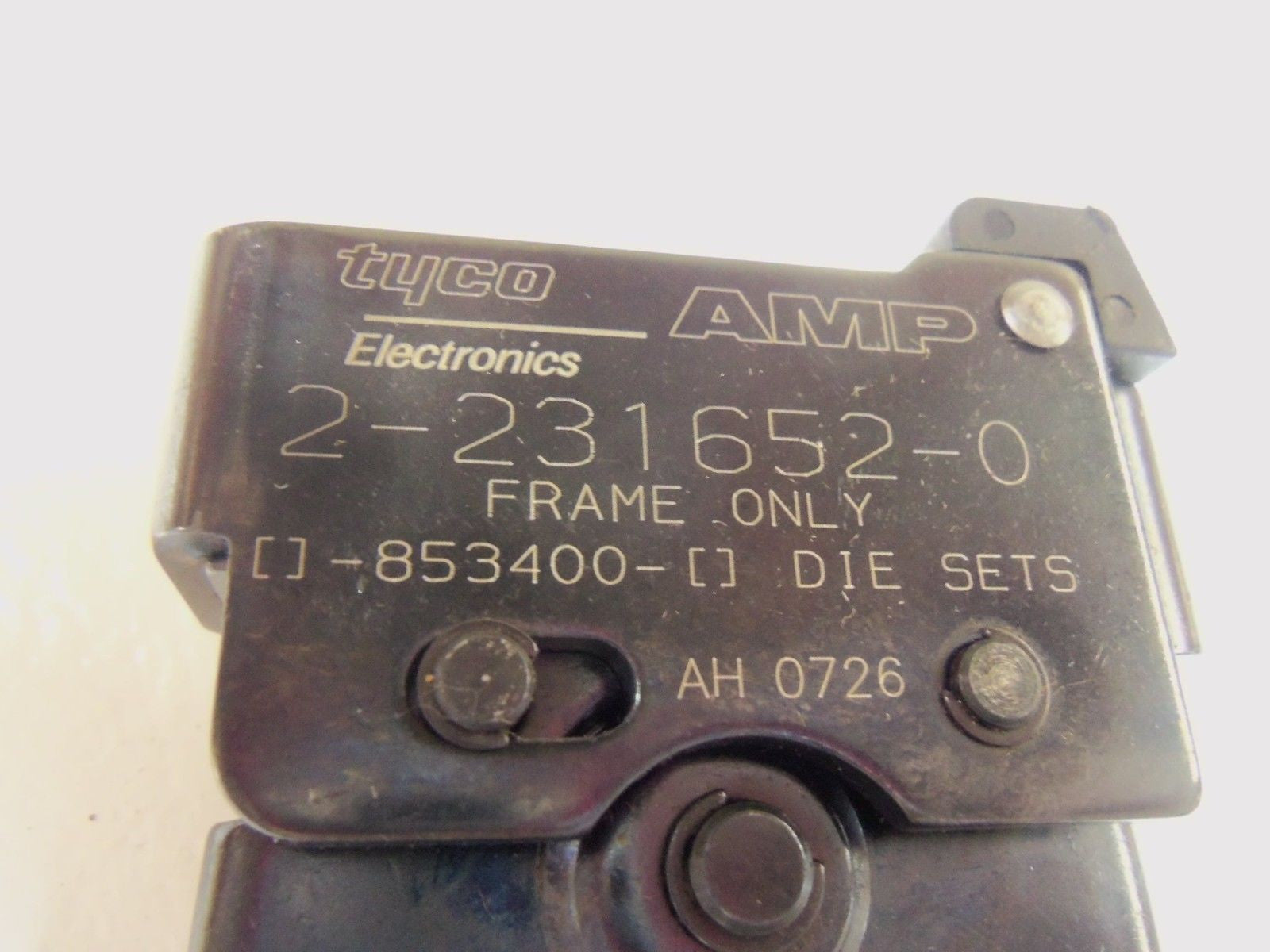 TYCO ELECTRONICS 2-231652-0 CRIMP TOOL *USED*