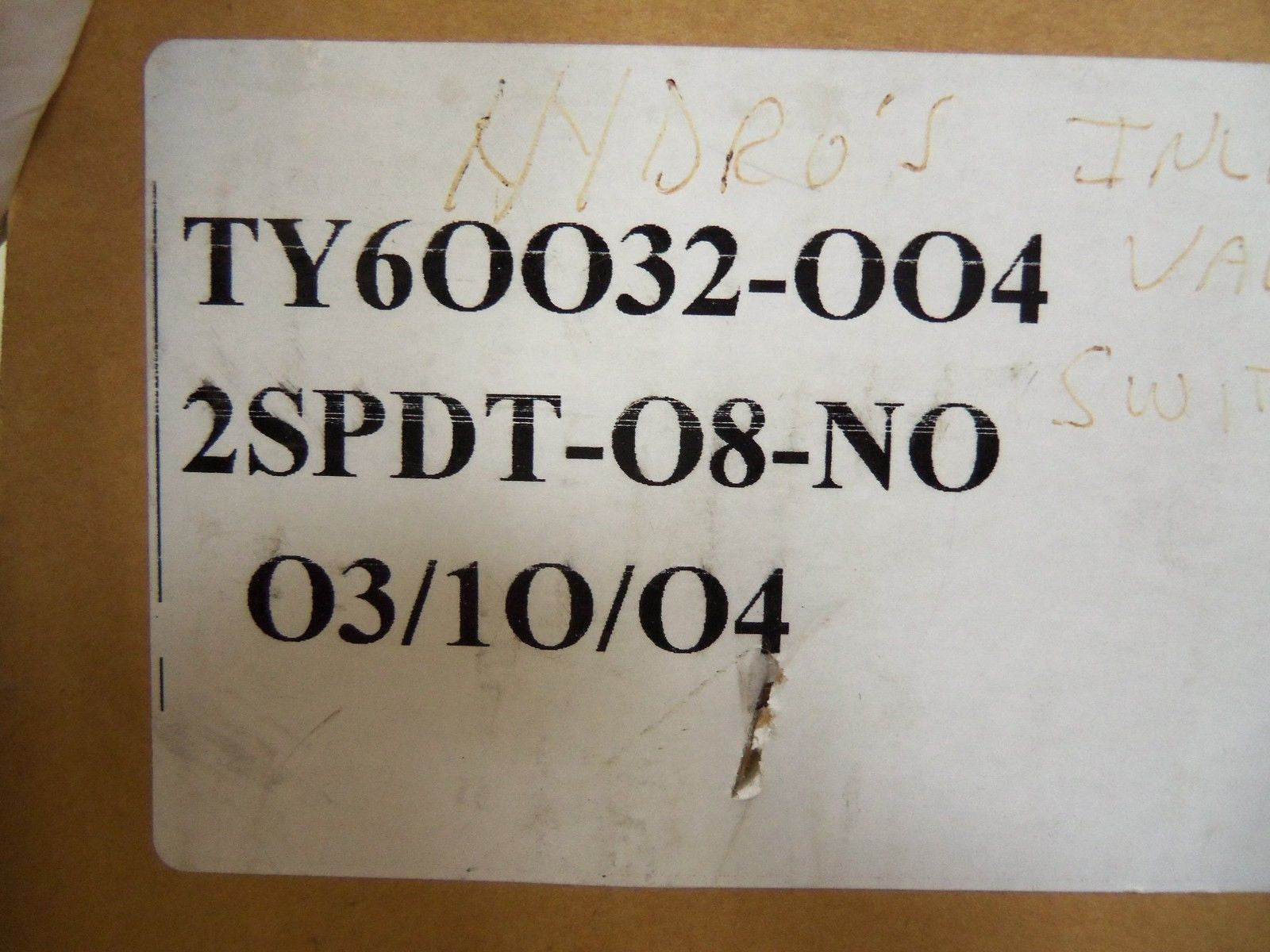 TYCO TY60032-004 *USED*