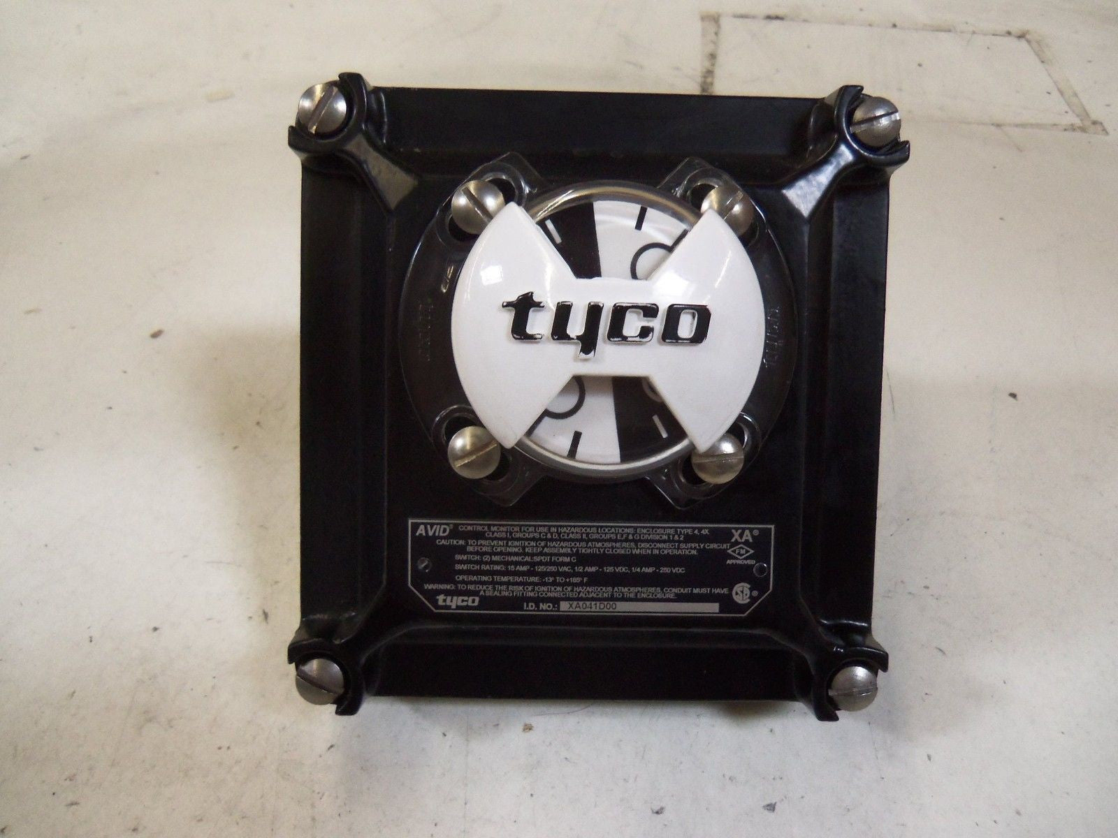 TYCO TY60032-004 *USED*