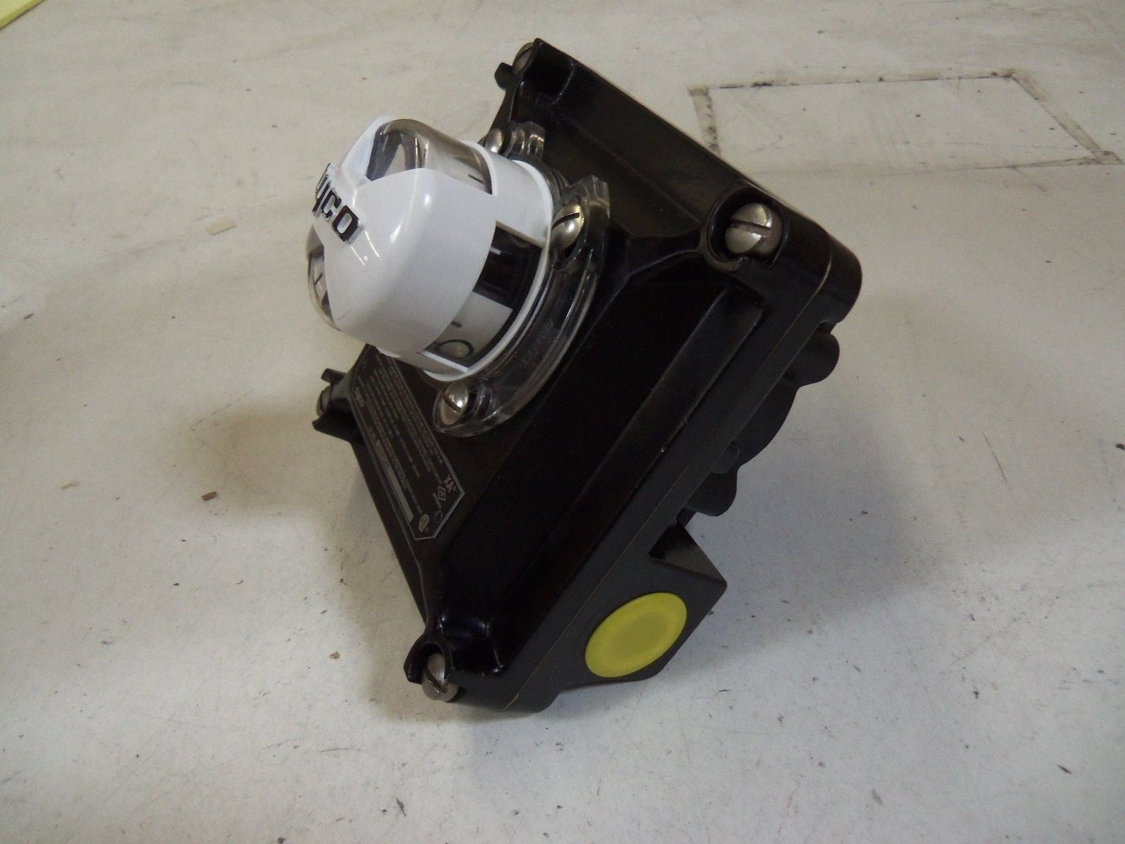 TYCO TY60032-004 *USED*