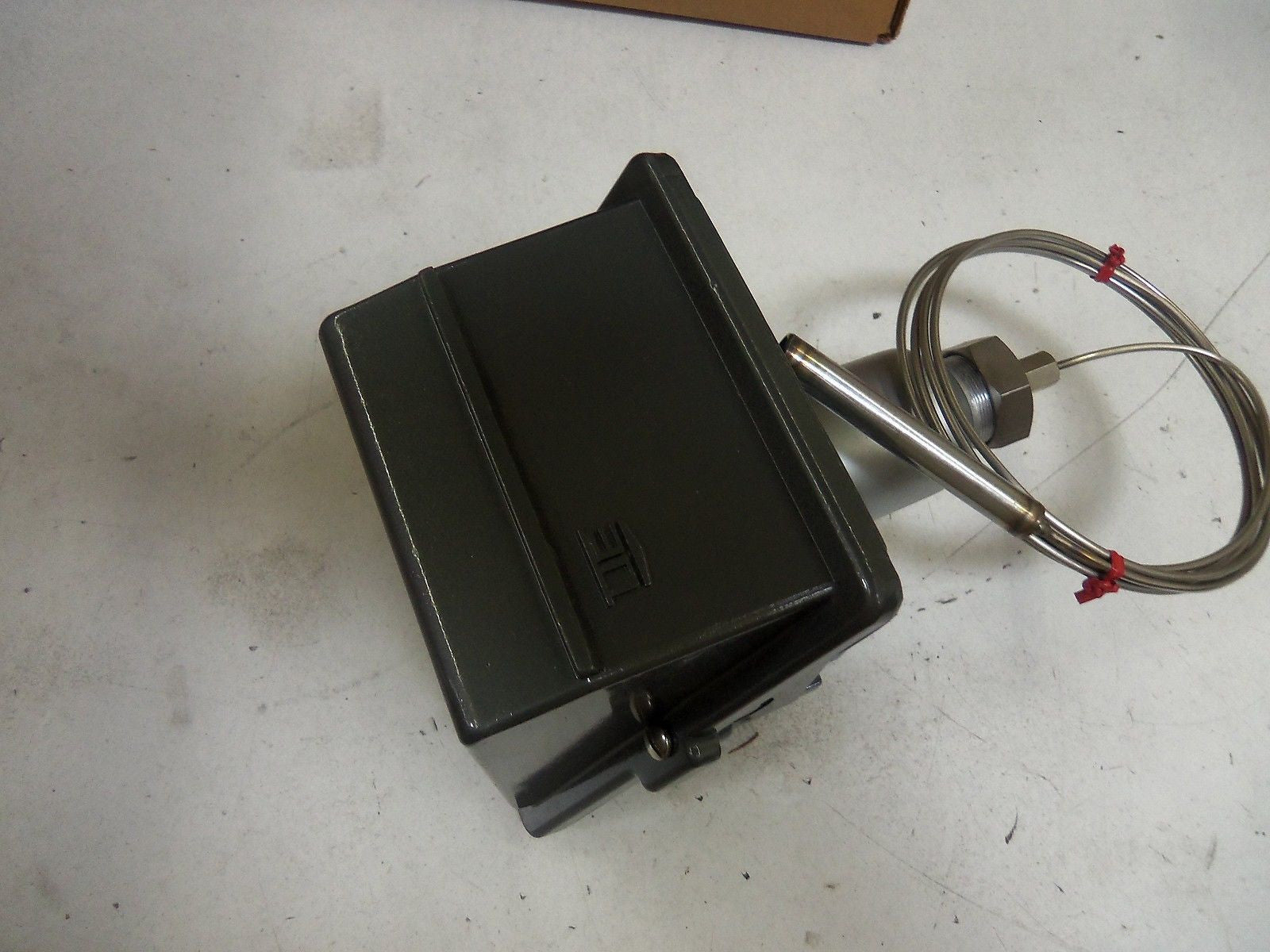 UNITED ELECTRIC F400-7BS *NEW NO BOX*