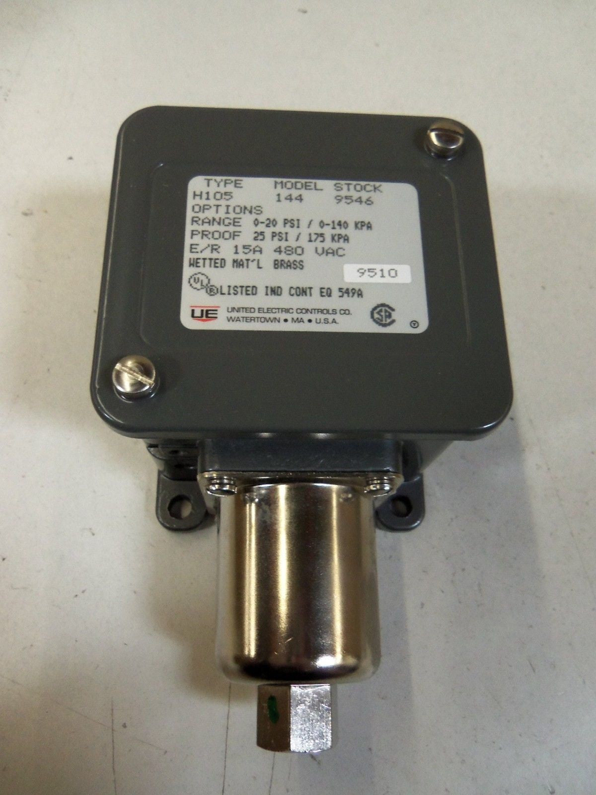 UNITED ELECTRIC M105-144 *NEW IN BOX*