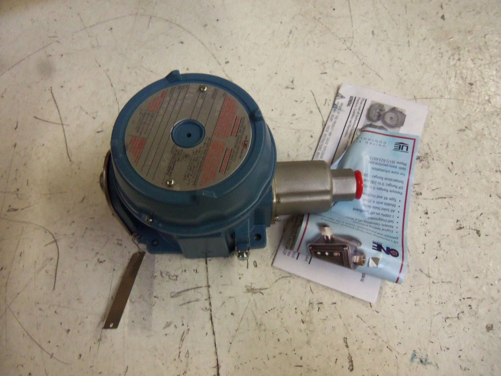 UNITED ELECTRIC H121-S146B PRESSURE SWITCH *NEW IN BOX*