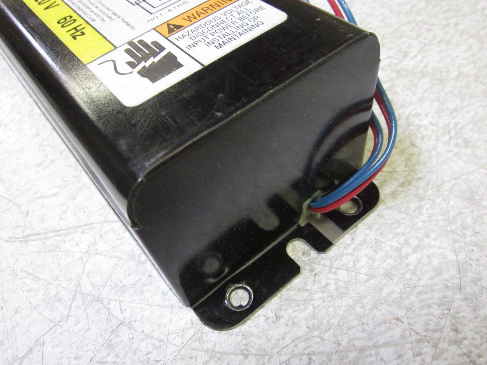 UNIVERSAL LIGHTING TECHNOLOGIES 480XLHTCP000I MAGNETIC BALLAST120V*NEW IN BOX*