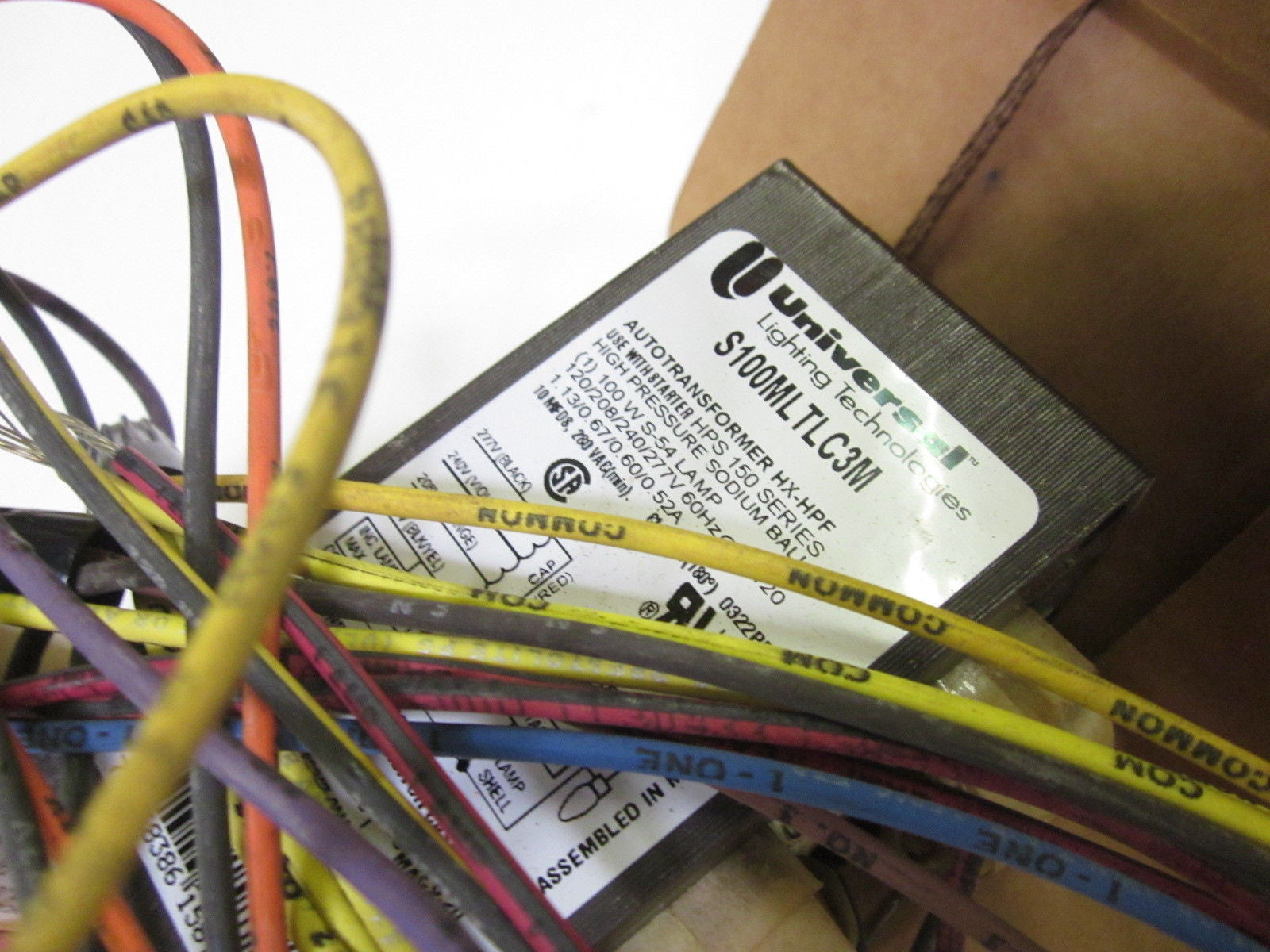 UNIVERSAL S100MLTLC3M-500K LIGHTING TECHNOLOGIES *NEW IN BOX*