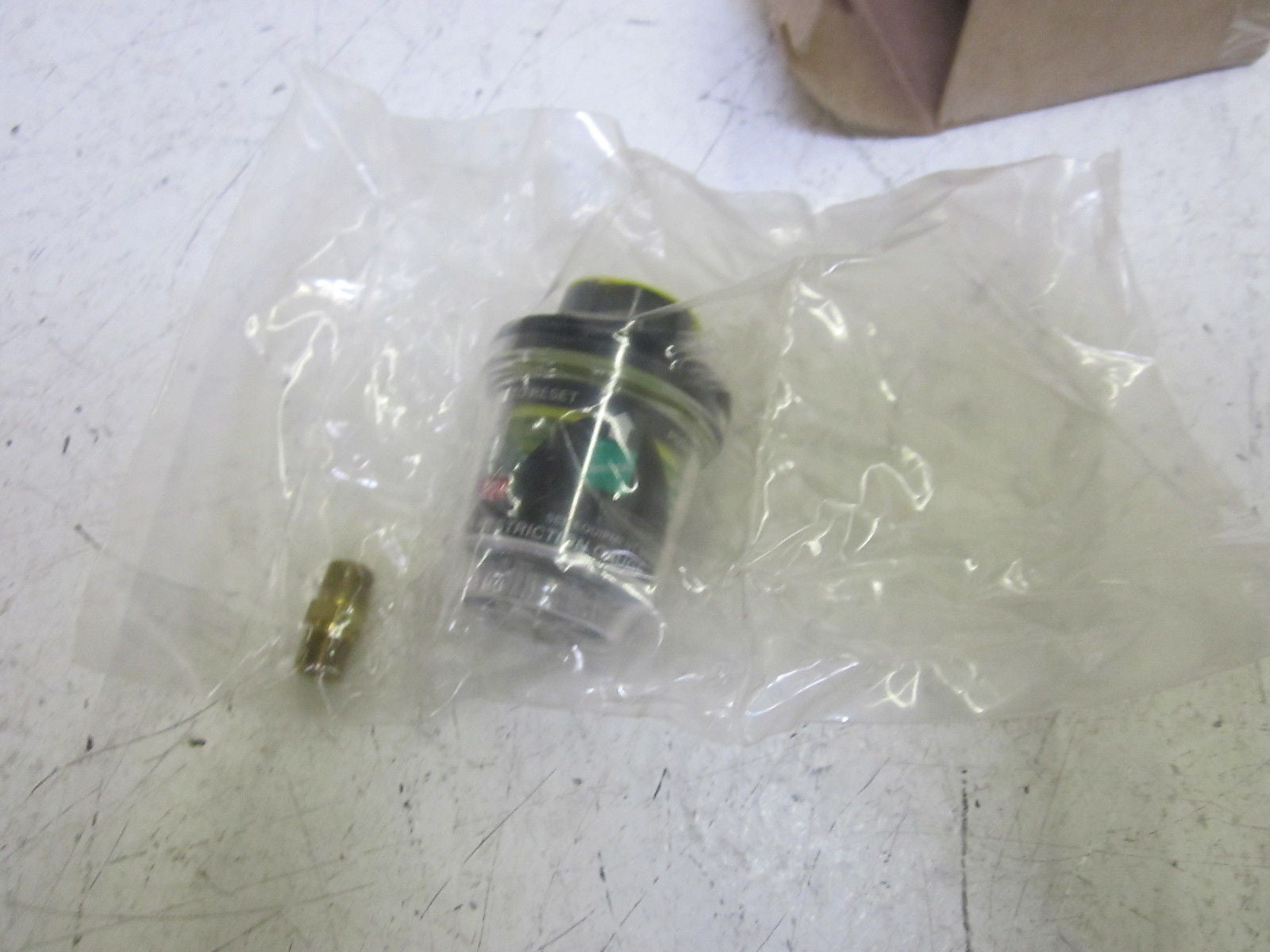 UNIVERSAL SILENCER 81-1234 *NEW IN BOX*