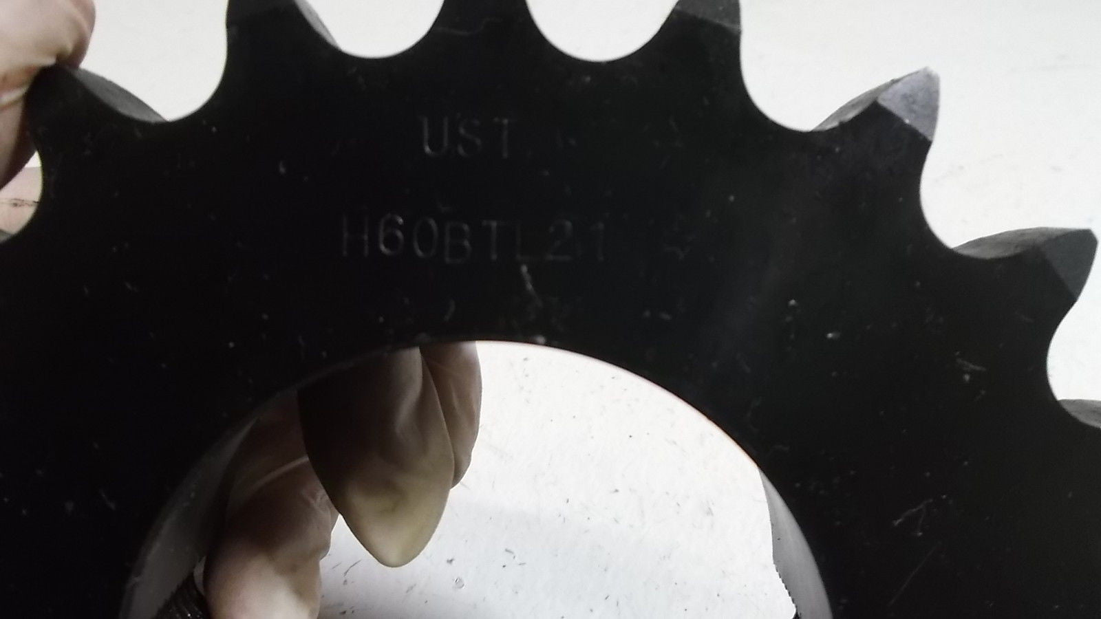 UST SPROCKET H60BTL21 *NEW NO BOX*