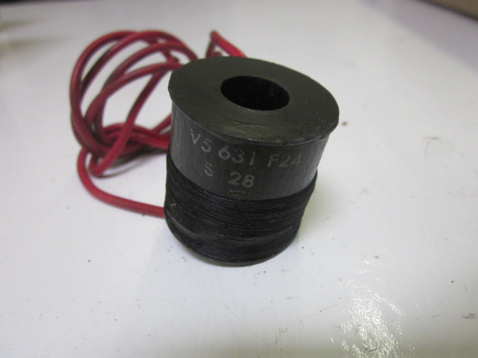 V5 631 F24 S 28 *USED*