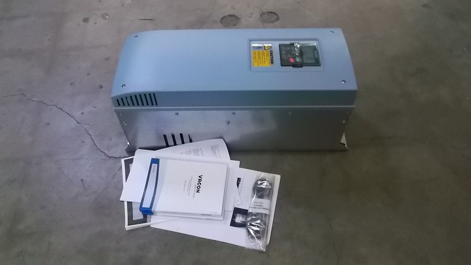 VACON NSX00882A2H0SSSA1A2000000 AC DRIVE *NEW IN BOX*