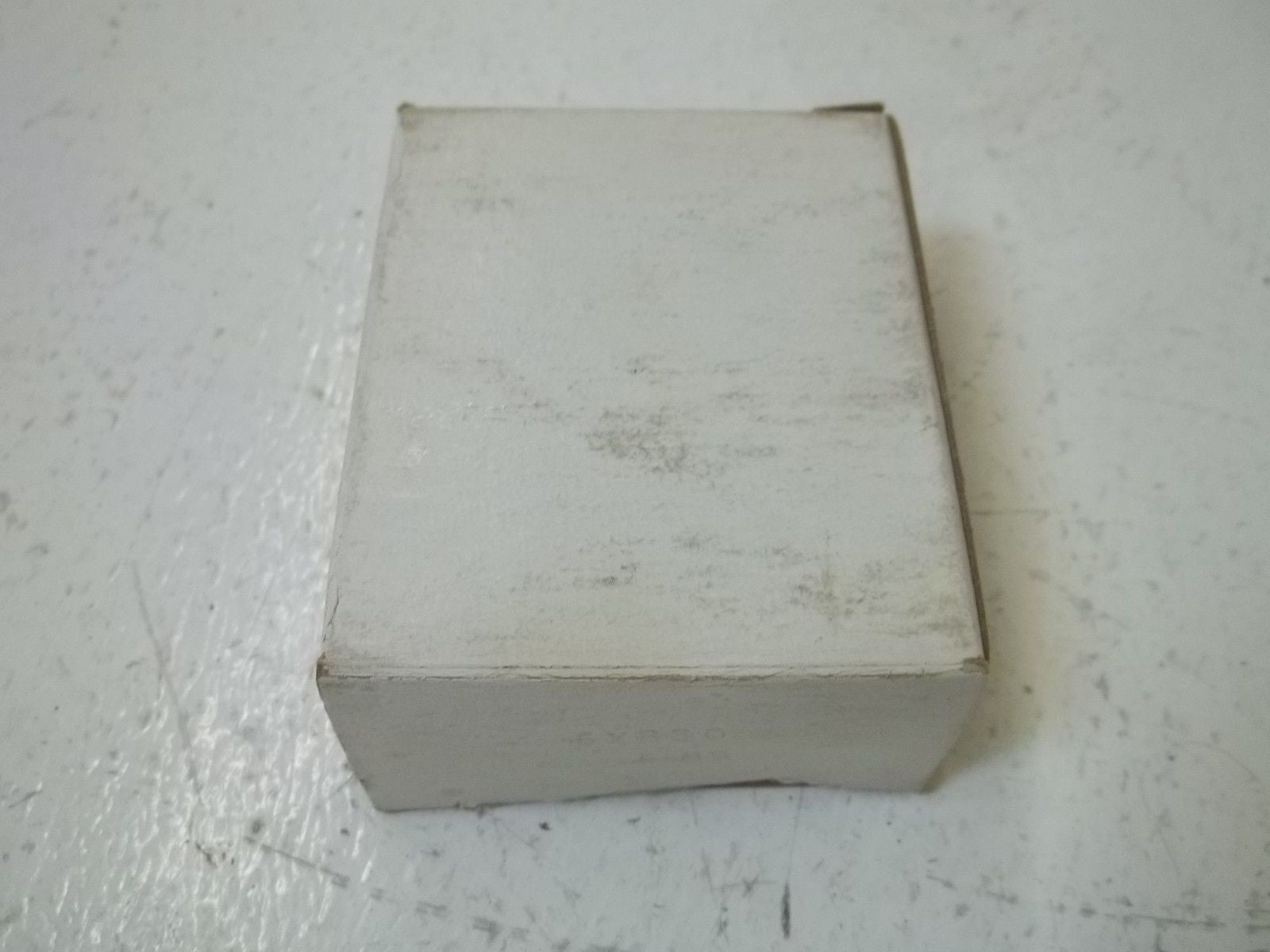 VACUUM 6X830 *NEW IN BOX*