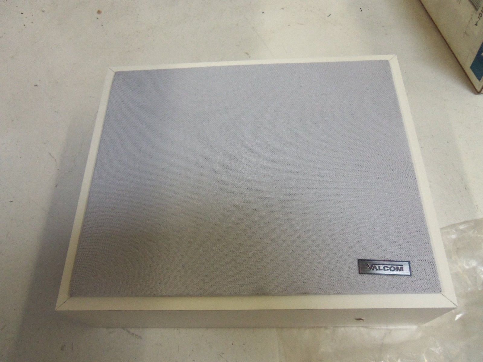 VALCOM V-1016-W *NEW IN BOX*