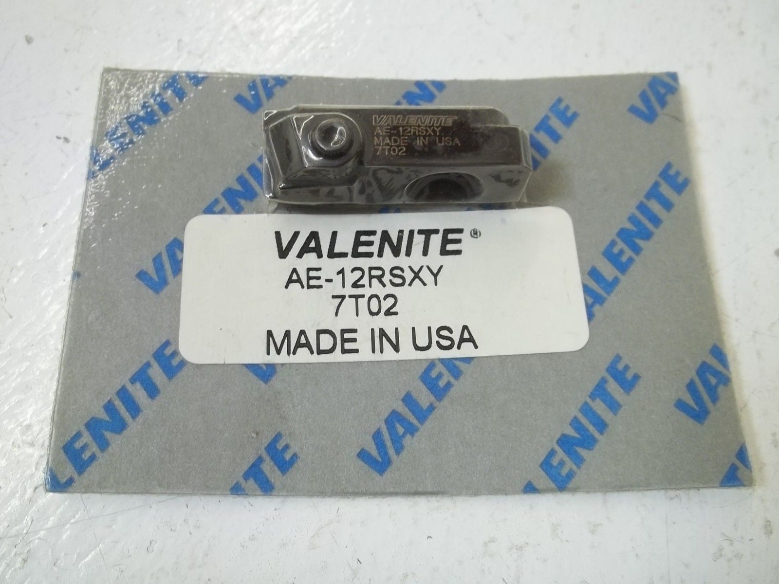 VALENITE AE-12RSXY-7T02 *NEW NO BOX*