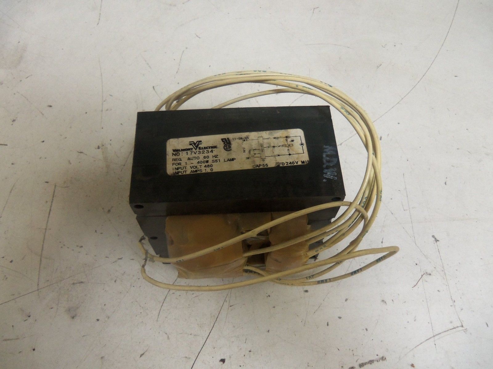 VALMONT ELECTRIC 17V3234 *USED*