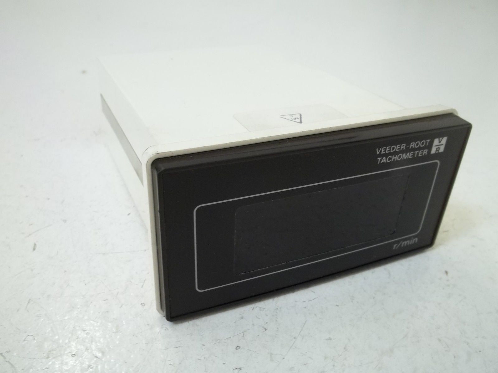 VEEDER-ROOT 797204-001 TACHOMETER *USED*