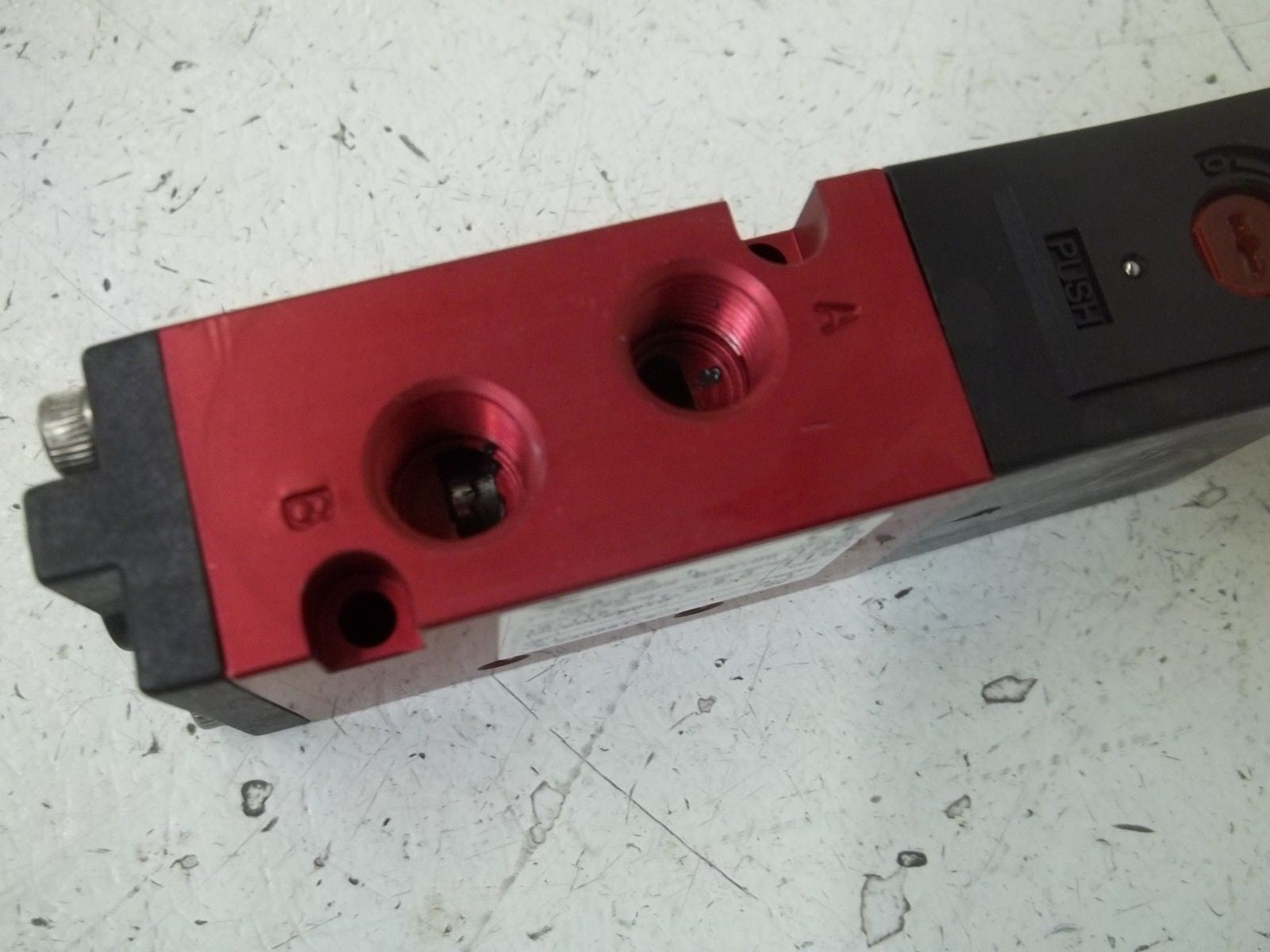 VERSA CSG-4222-043-HC-A120 SOLENOID VALVE *NEW NO BOX*