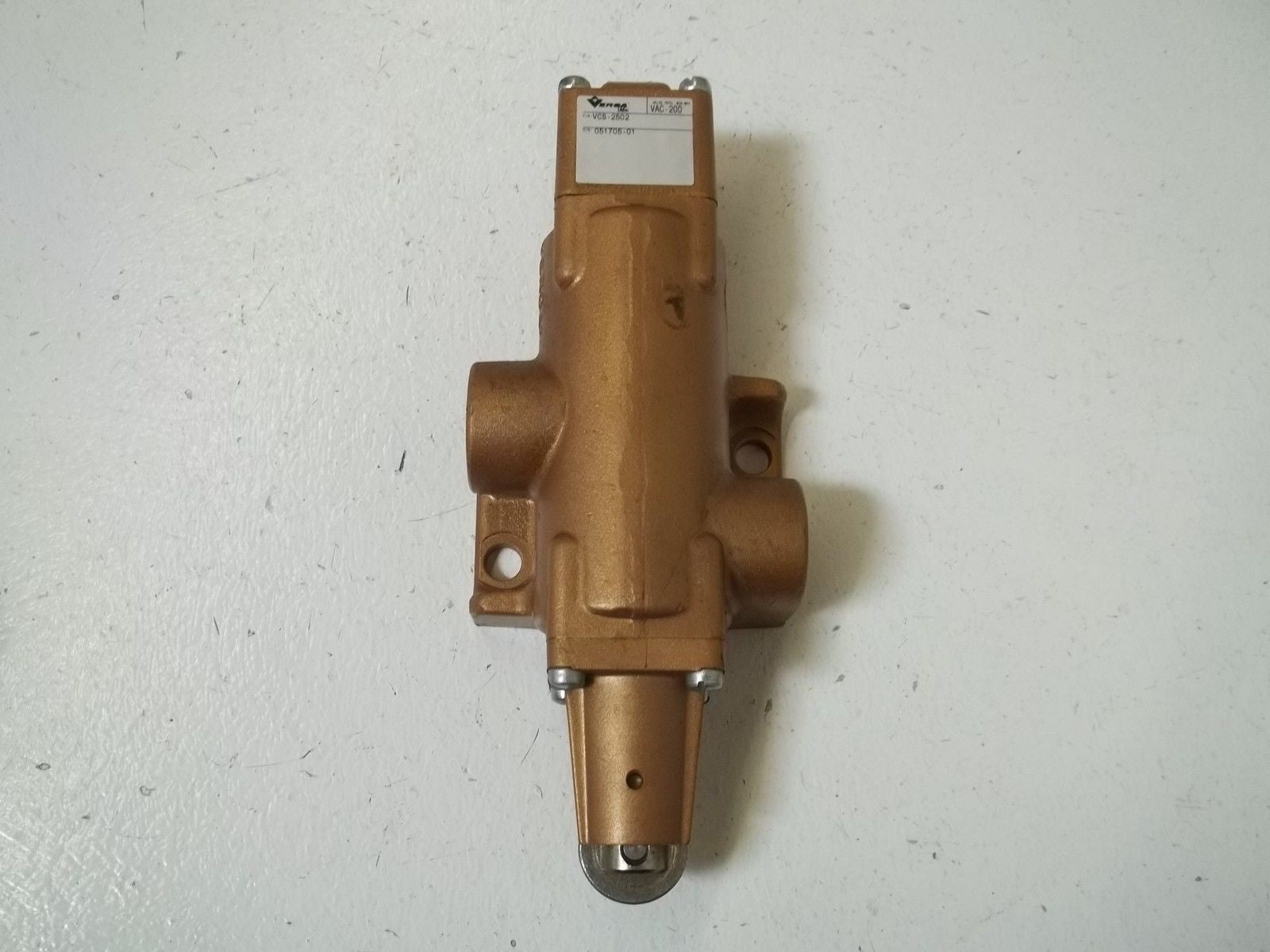 VERSA VALVE VCS-2502 VALVE *NEW*