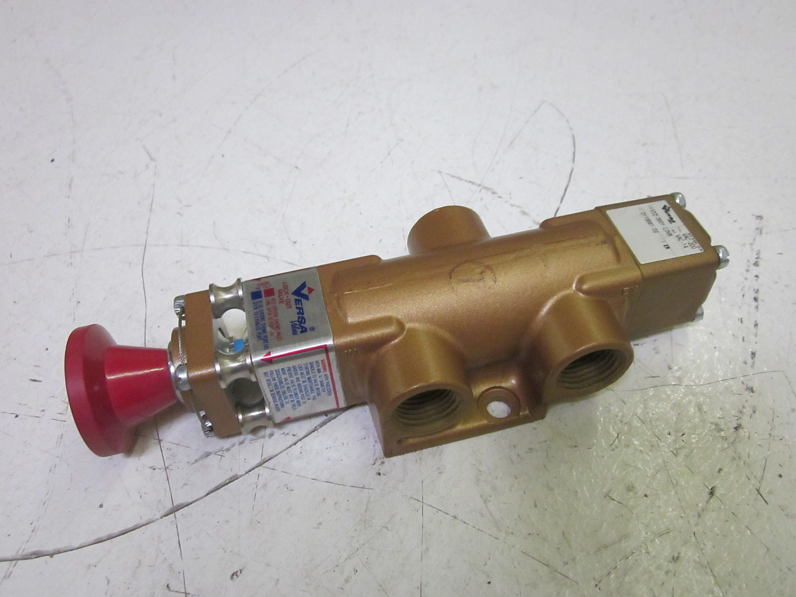 VERSA VIZ-3501-L0VB LOCKOUT VALVE  *USED*