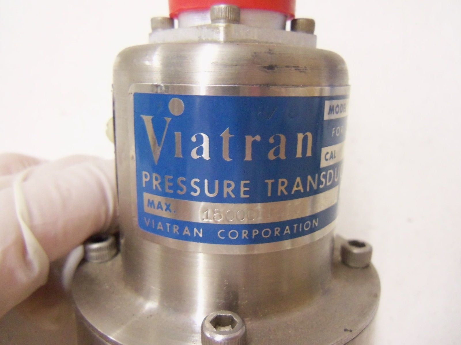 VIATRAN 2184BM2AAA20 PRESSURE TRANSDUCER 7982 PSIG *NEW NO BOX*