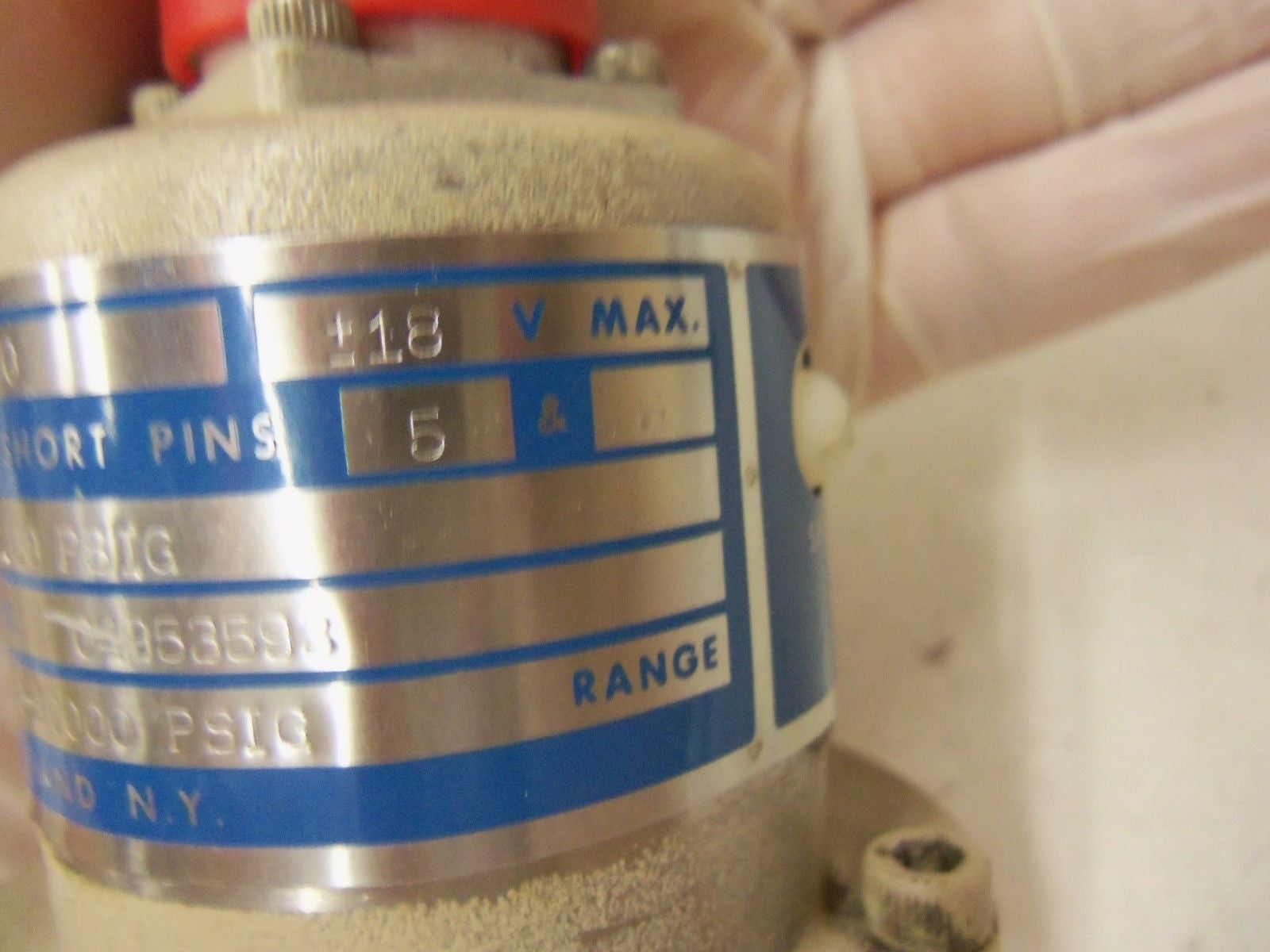 VIATRAN 2184BM2AAA20 PRESSURE TRANSDUCER 799.00 PSIG *NEW NO BOX*