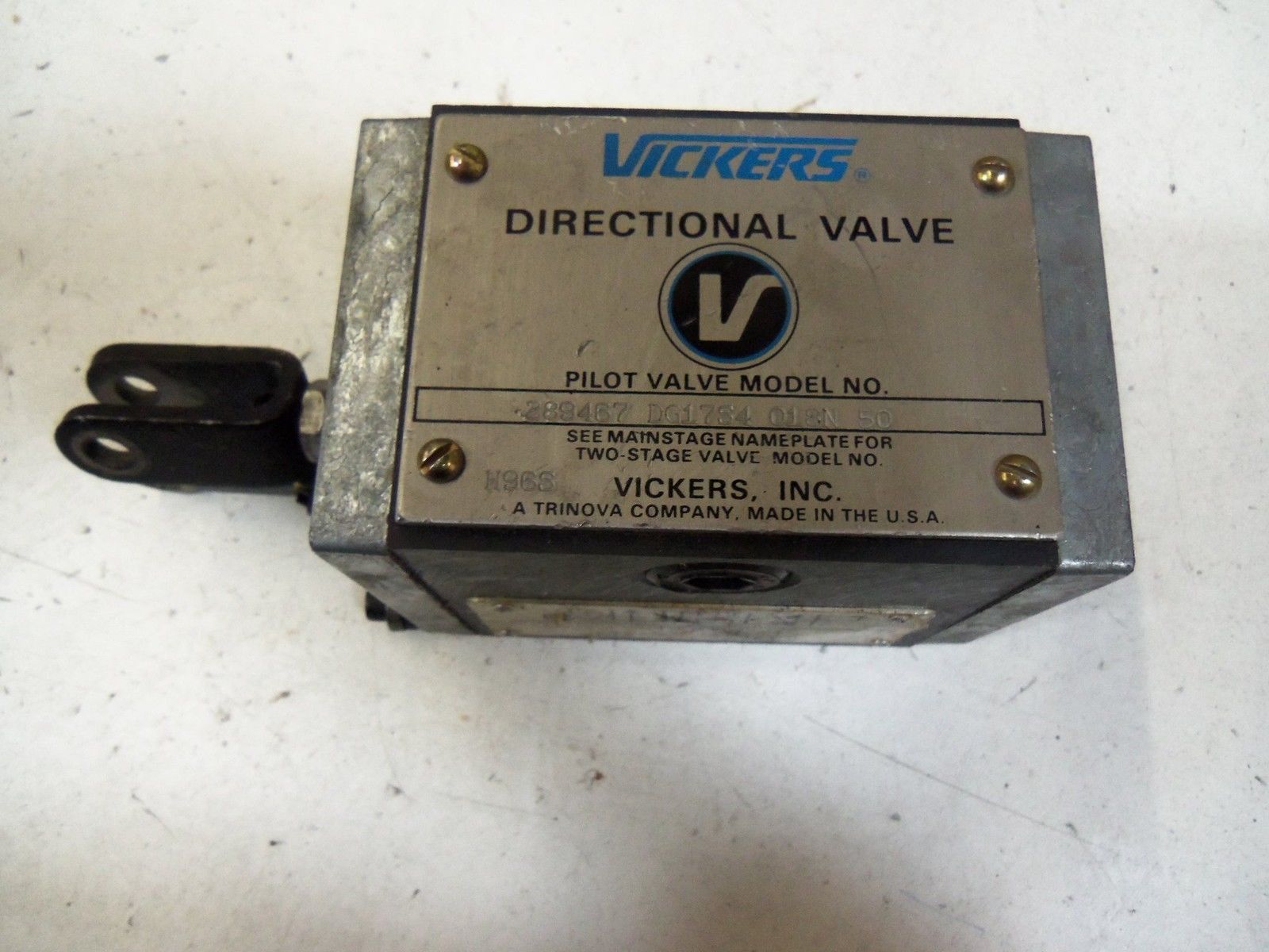 VICKERS 289467 DG17S4 018N 50 *USED*