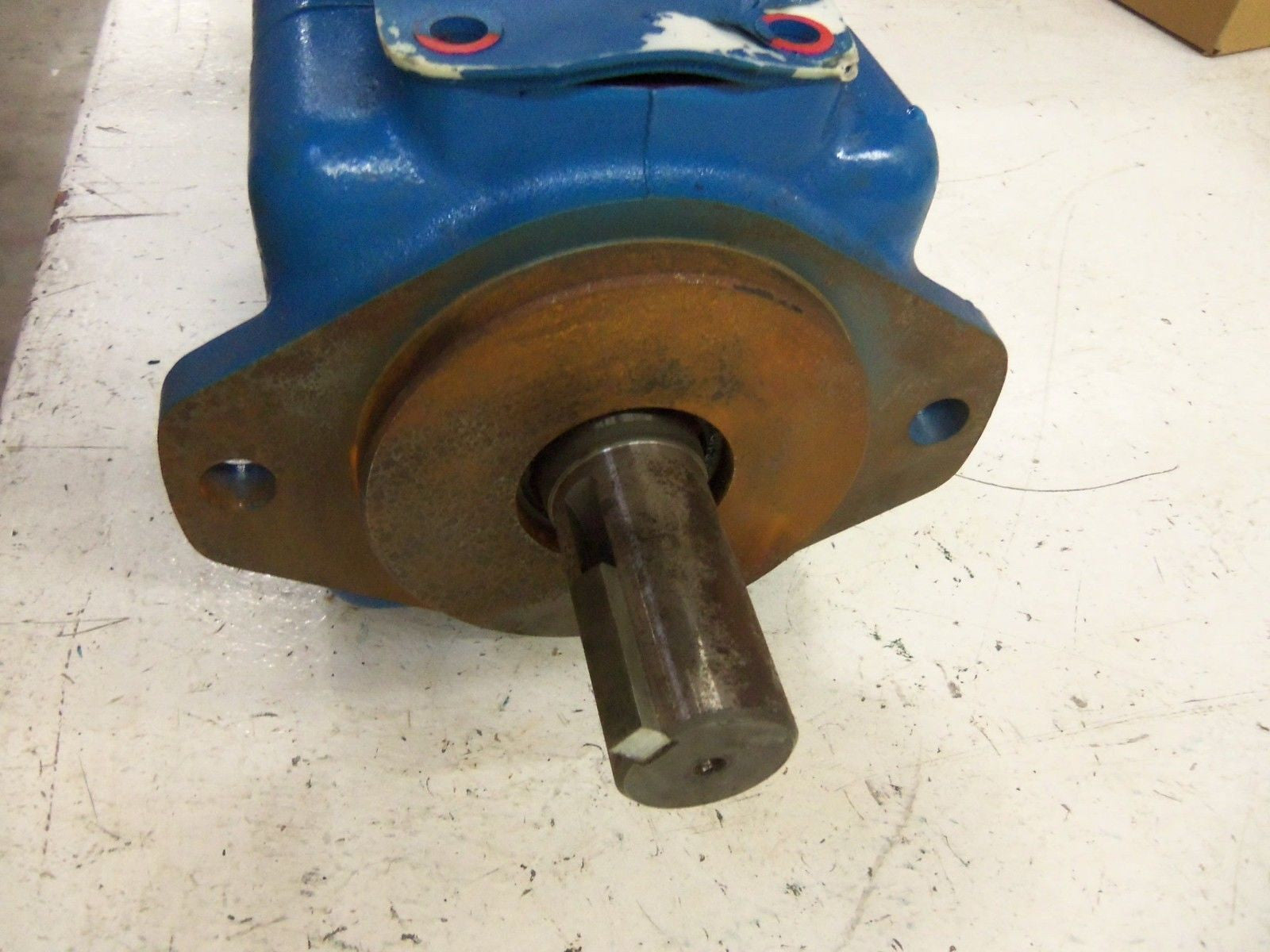 VICKERS 4520V50A886CC22R PUMP *USED*