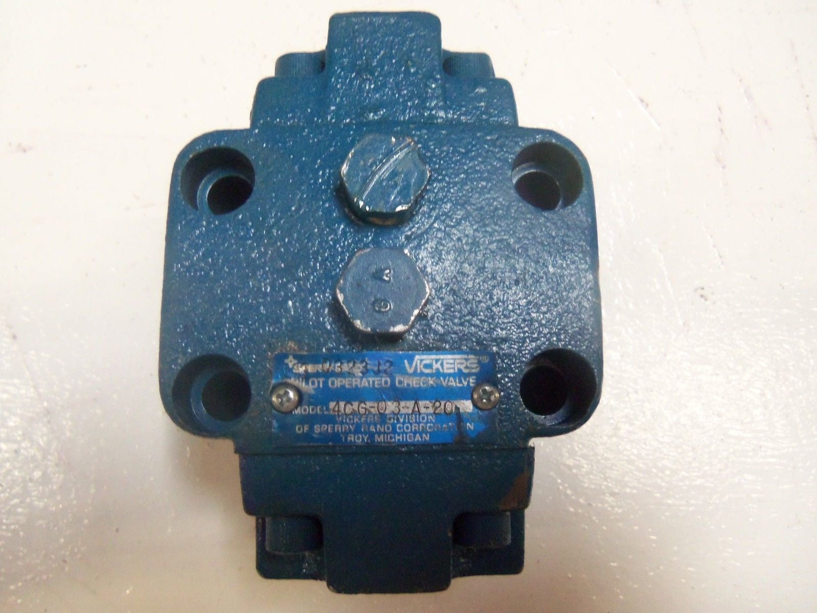 VICKERS 4CG-03-A-20 CHECK VALVE *USED*