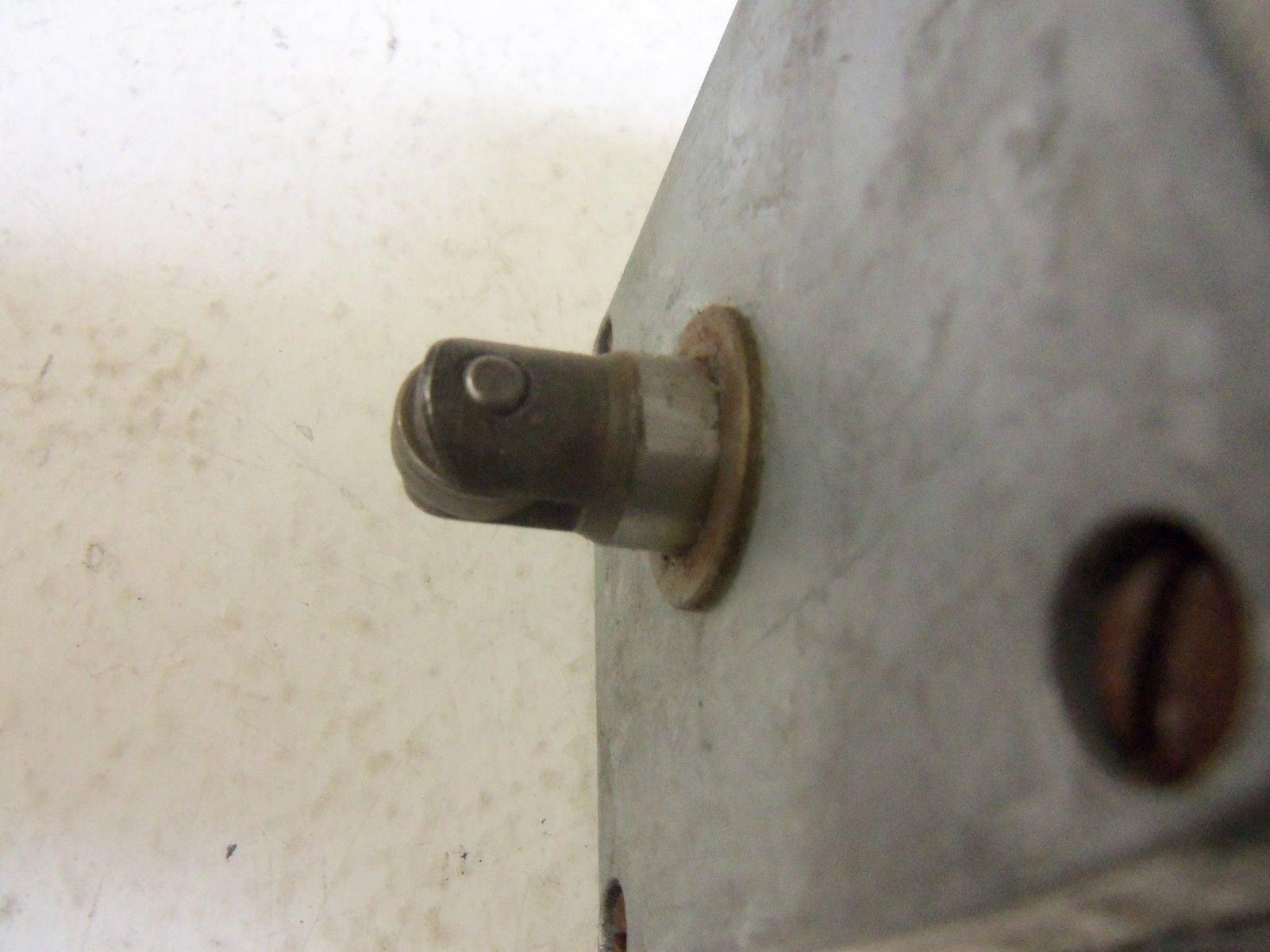 VICKERS 590420 DG16S2 010A 52 *USED*