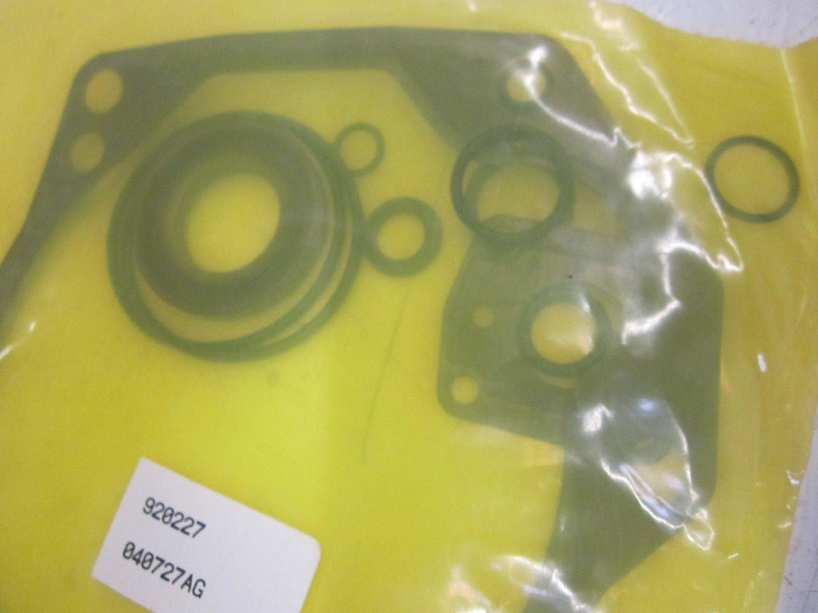 VICKERS 920227 PUMP SEAL KIT *NEW IN A BAG*