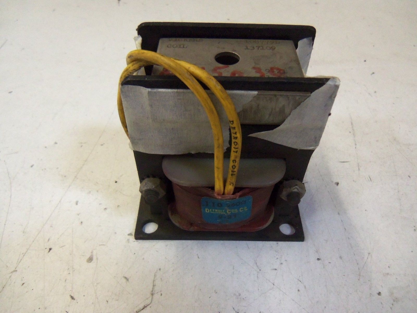 VICKERS COIL 108779D *USED*
