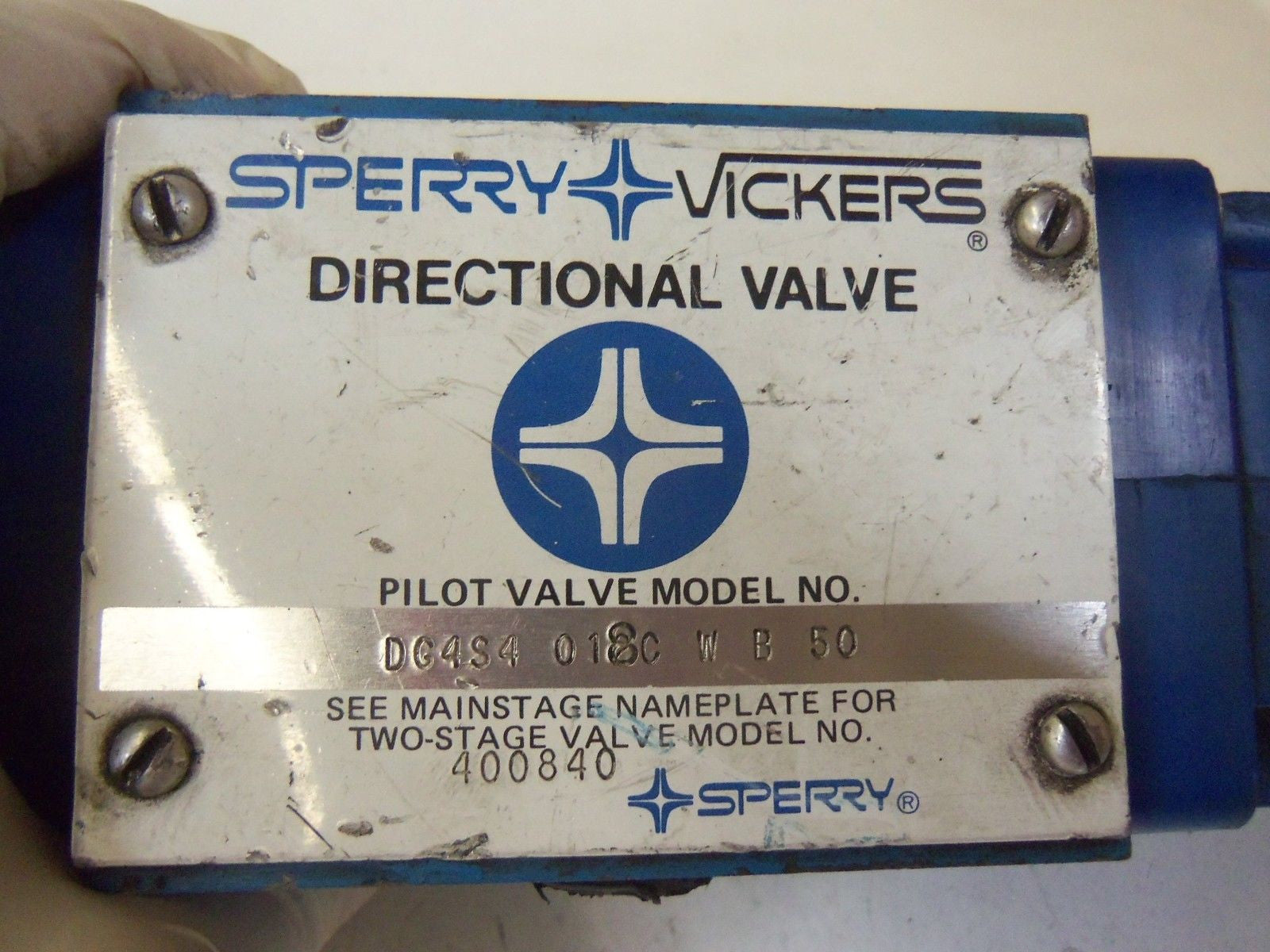 VICKERS DG4S4 018C W B 5 0 *USED*