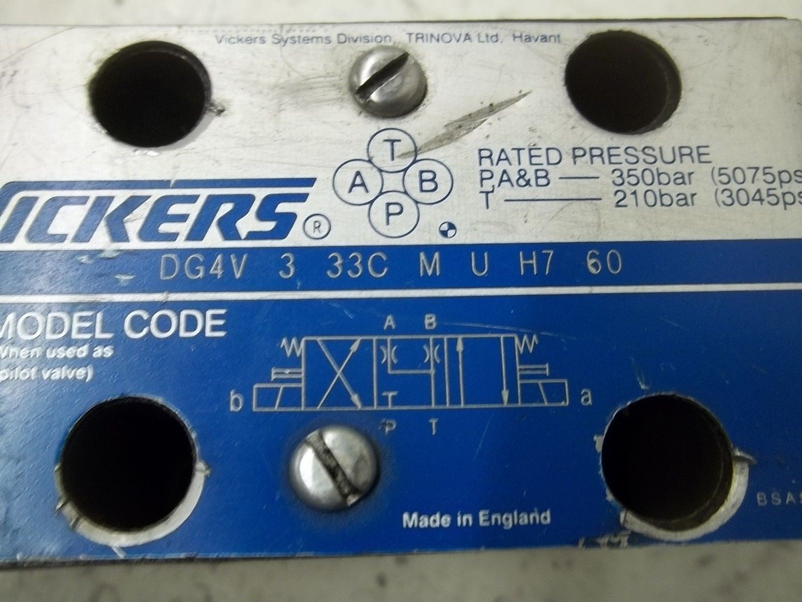 VICKERS DG4V333CMUH760 SOLENOID VALVE *USED*