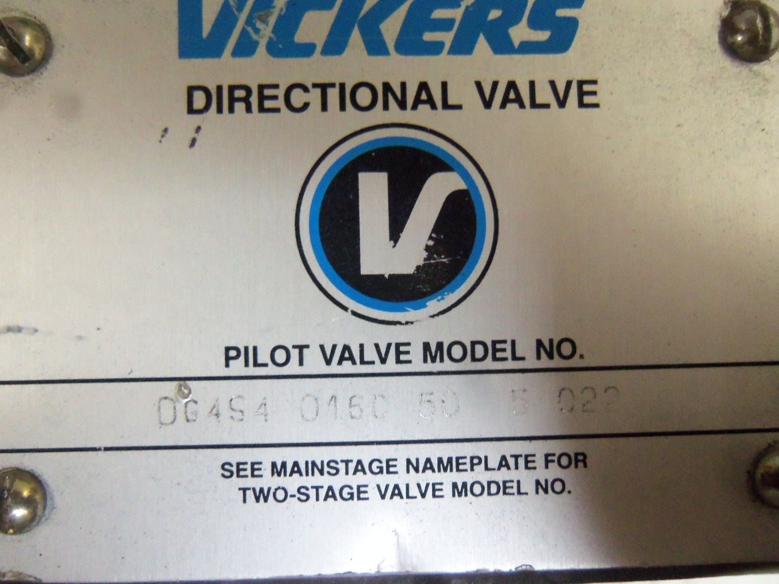 VICKERS DG5S4-103C-T-50 VALVE *USED*