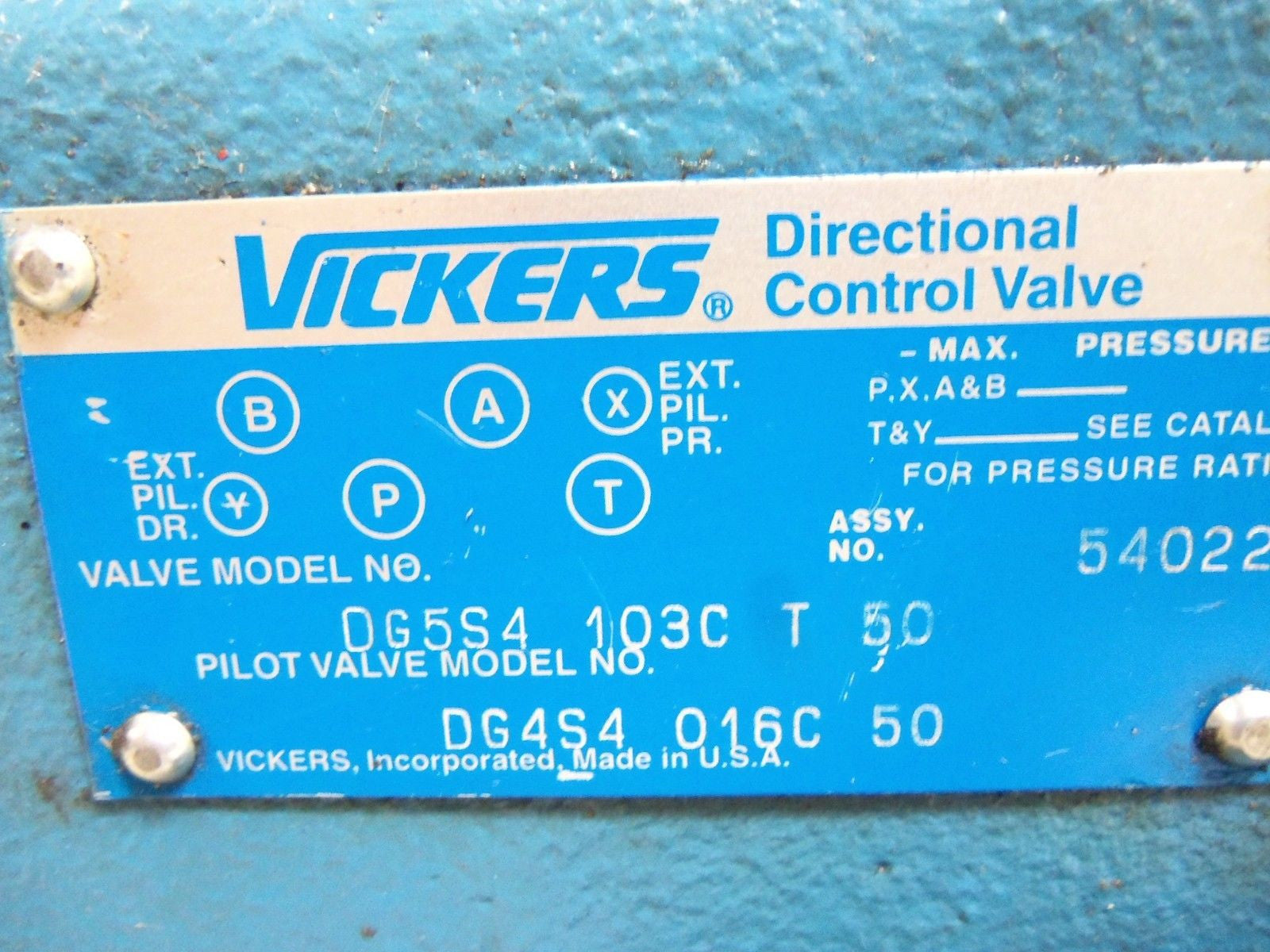 VICKERS DG5S4-103C-T-50 VALVE *USED*