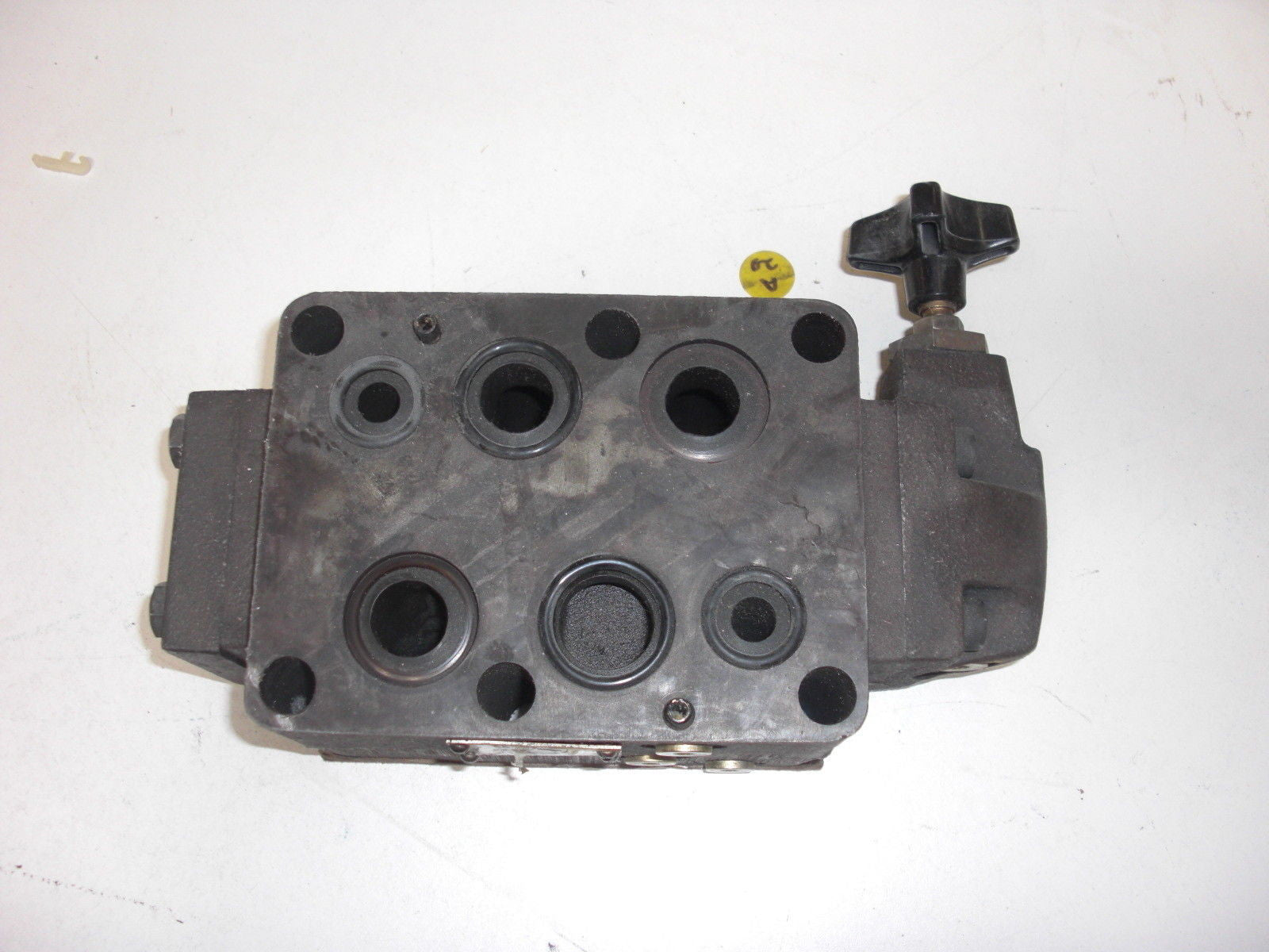 VICKERS DGX062F60 PRESSURE REDUCING VALVE *USED*