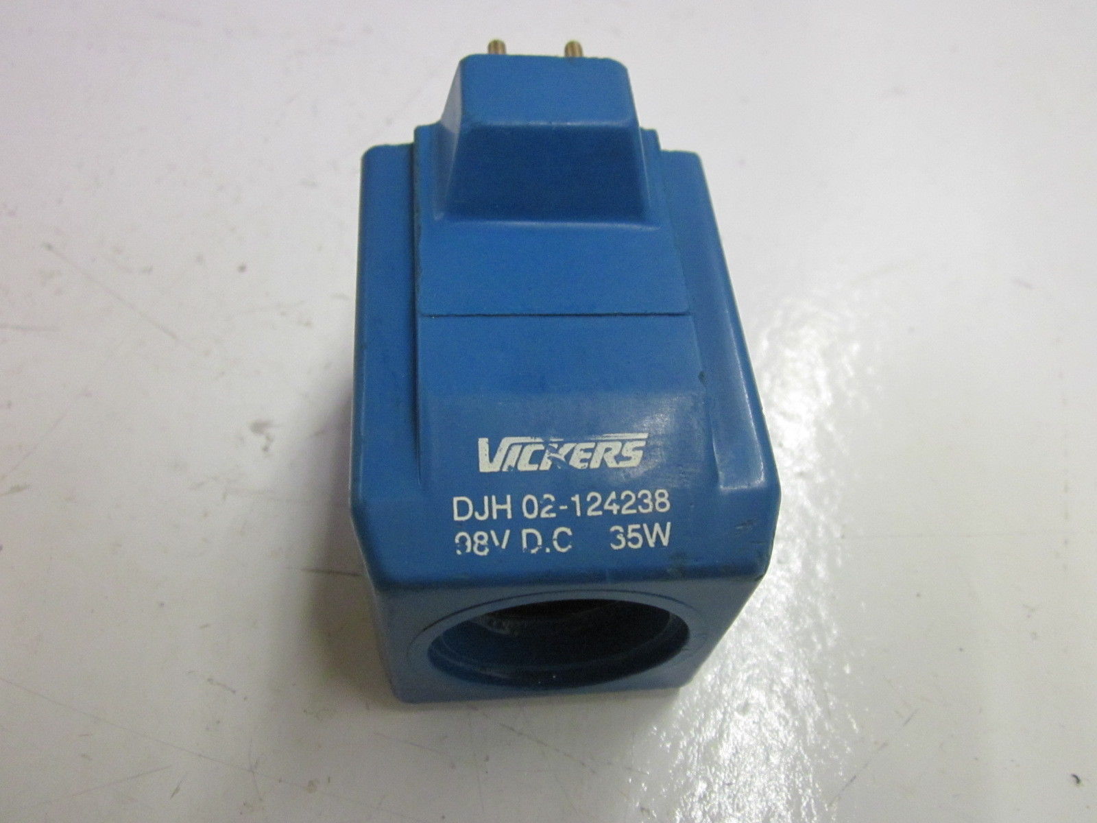 VICKERS DJH 02-124238 98V *USED*