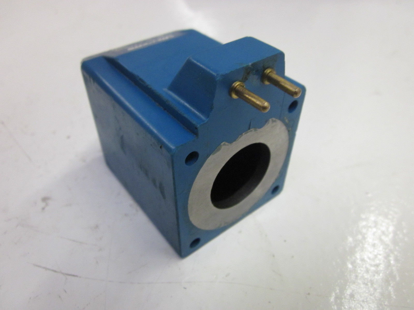 VICKERS DJH 02-124238 98V *USED*
