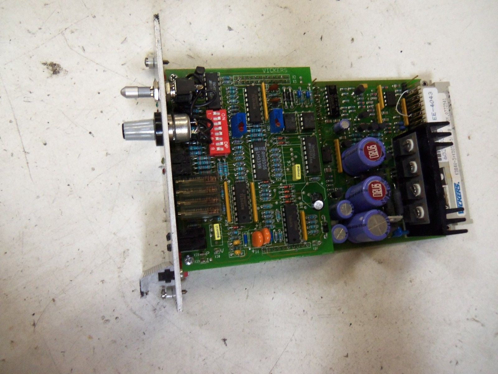 VICKERS EEA-PAM-523-D-30 *USED*